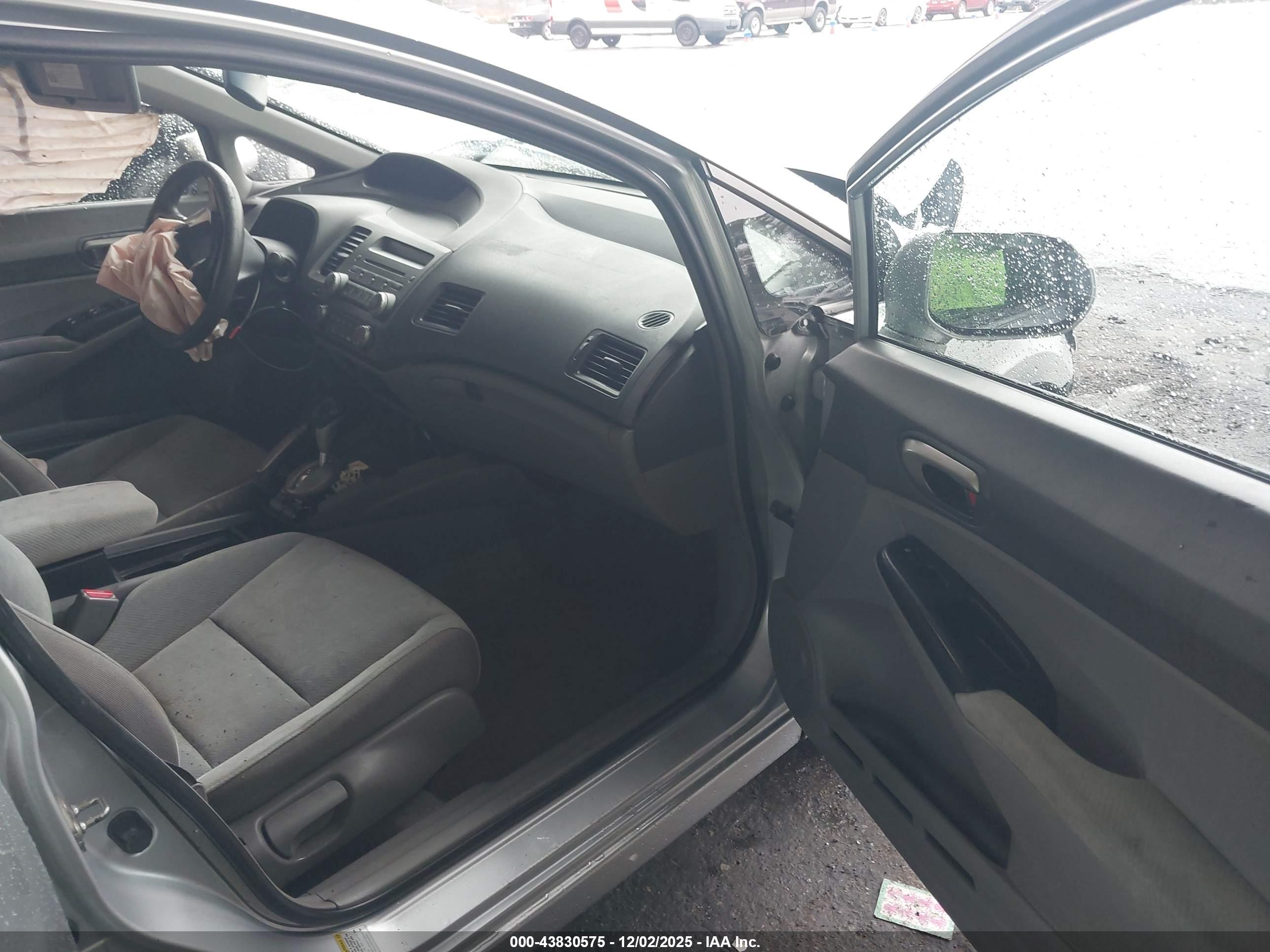 HONDA CIVIC image 5