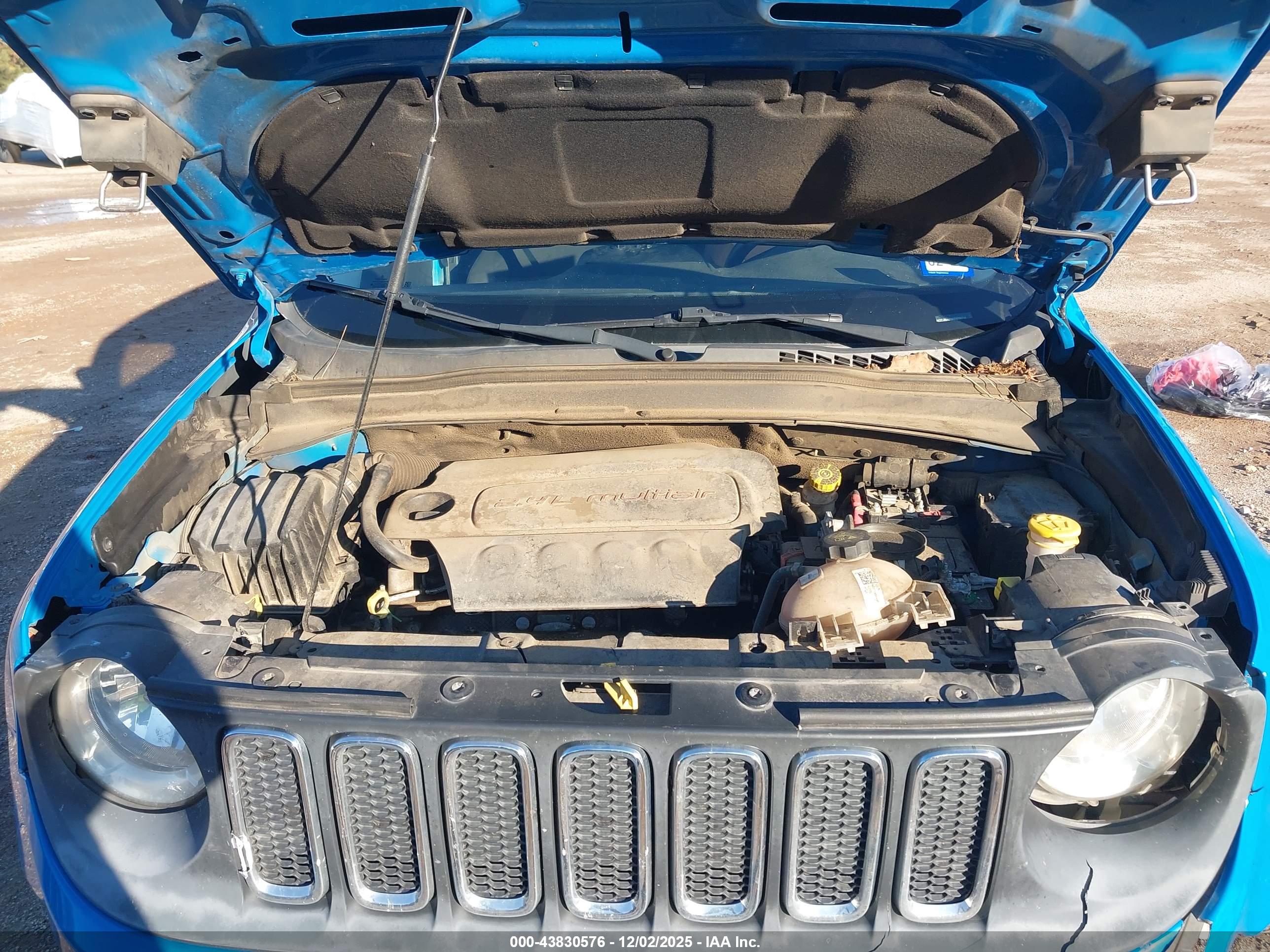 JEEP RENEGADE image 10