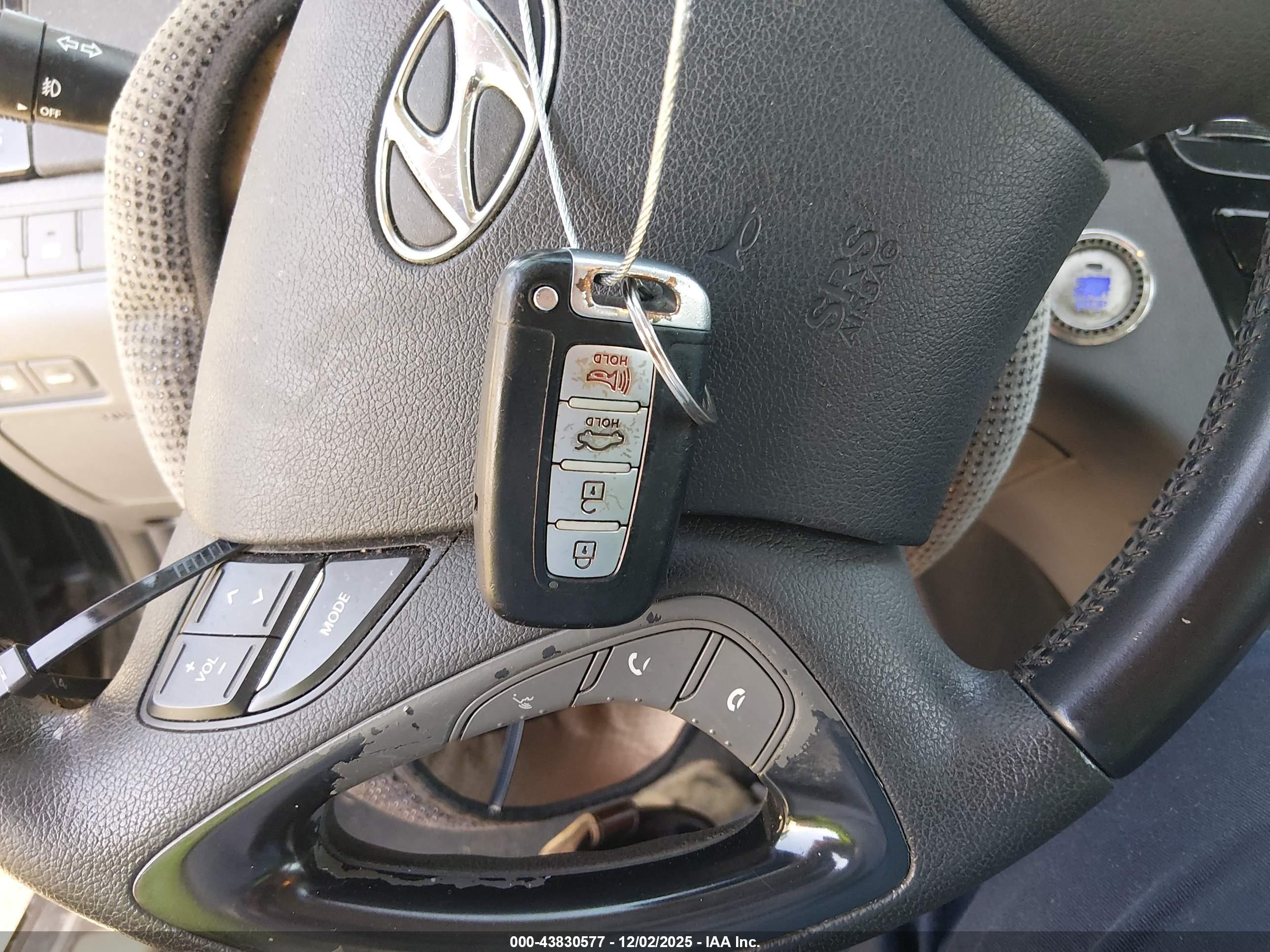 HYUNDAI SONATA image 11
