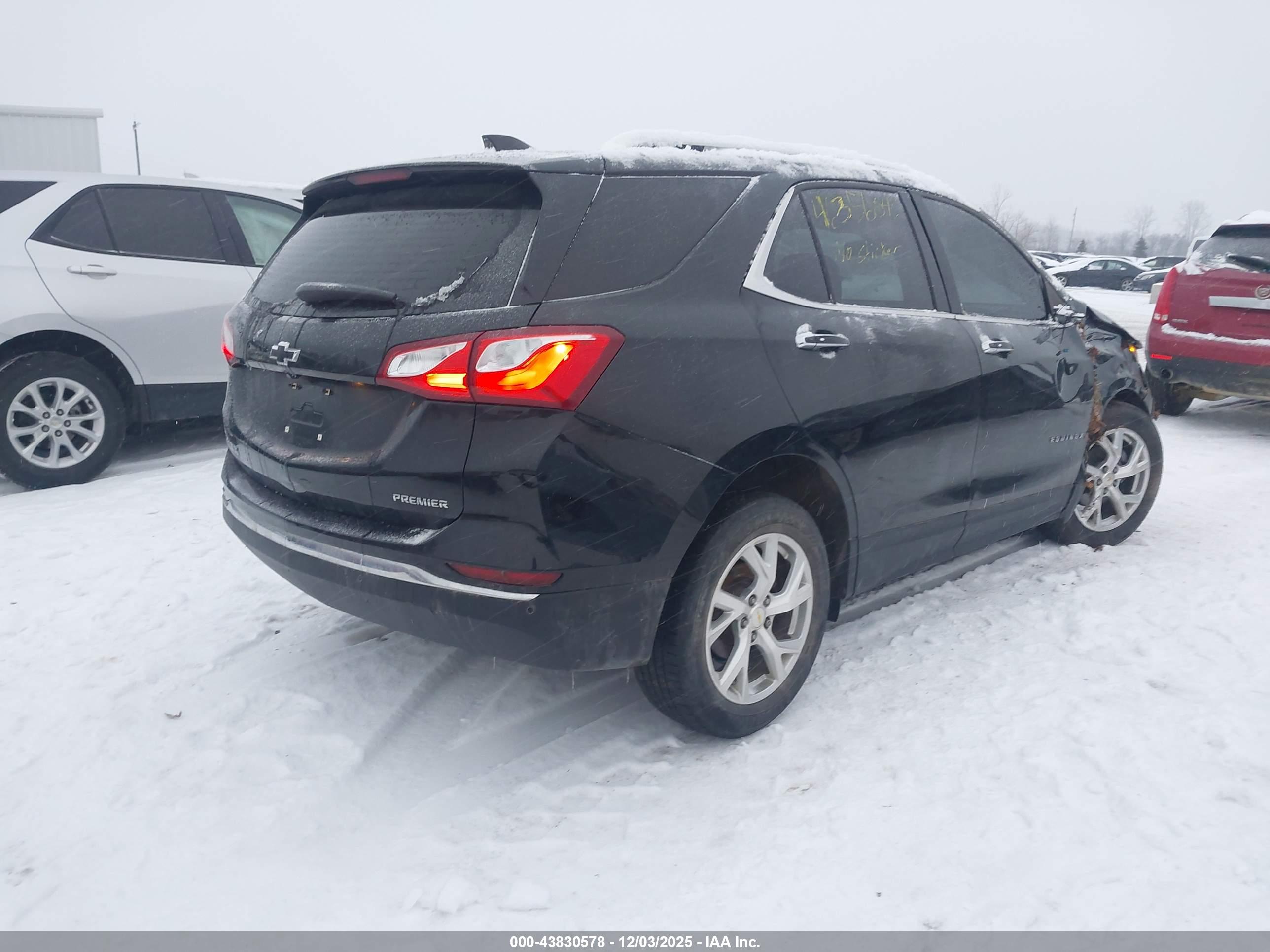 CHEVROLET EQUINOX image 4