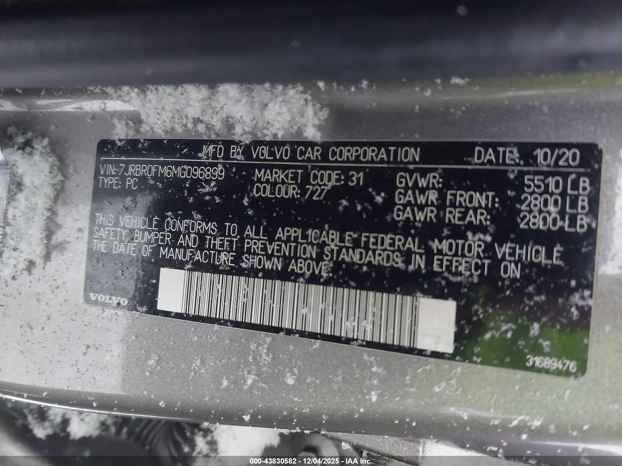 VOLVO S60 image 9