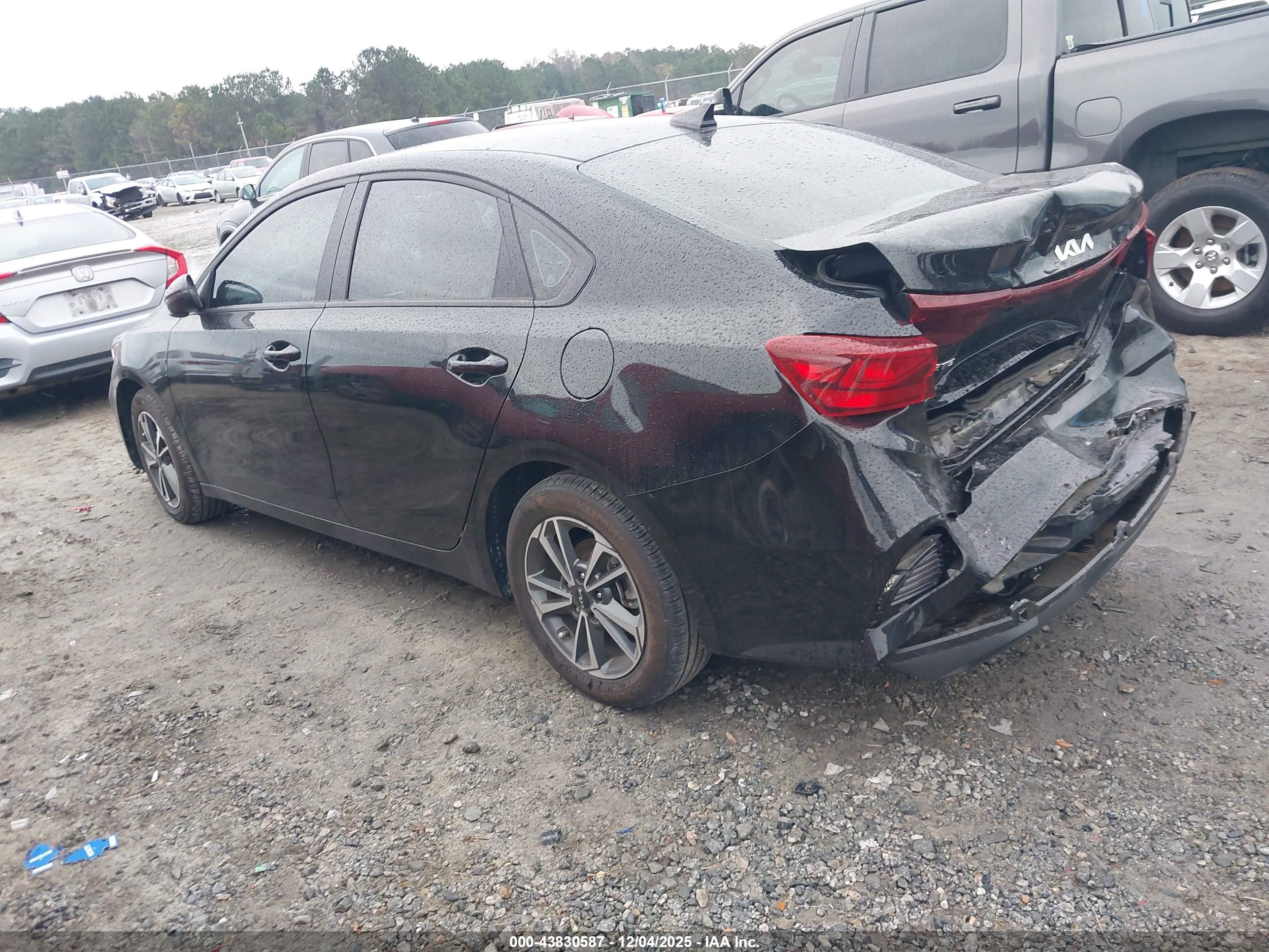 KIA FORTE image 3