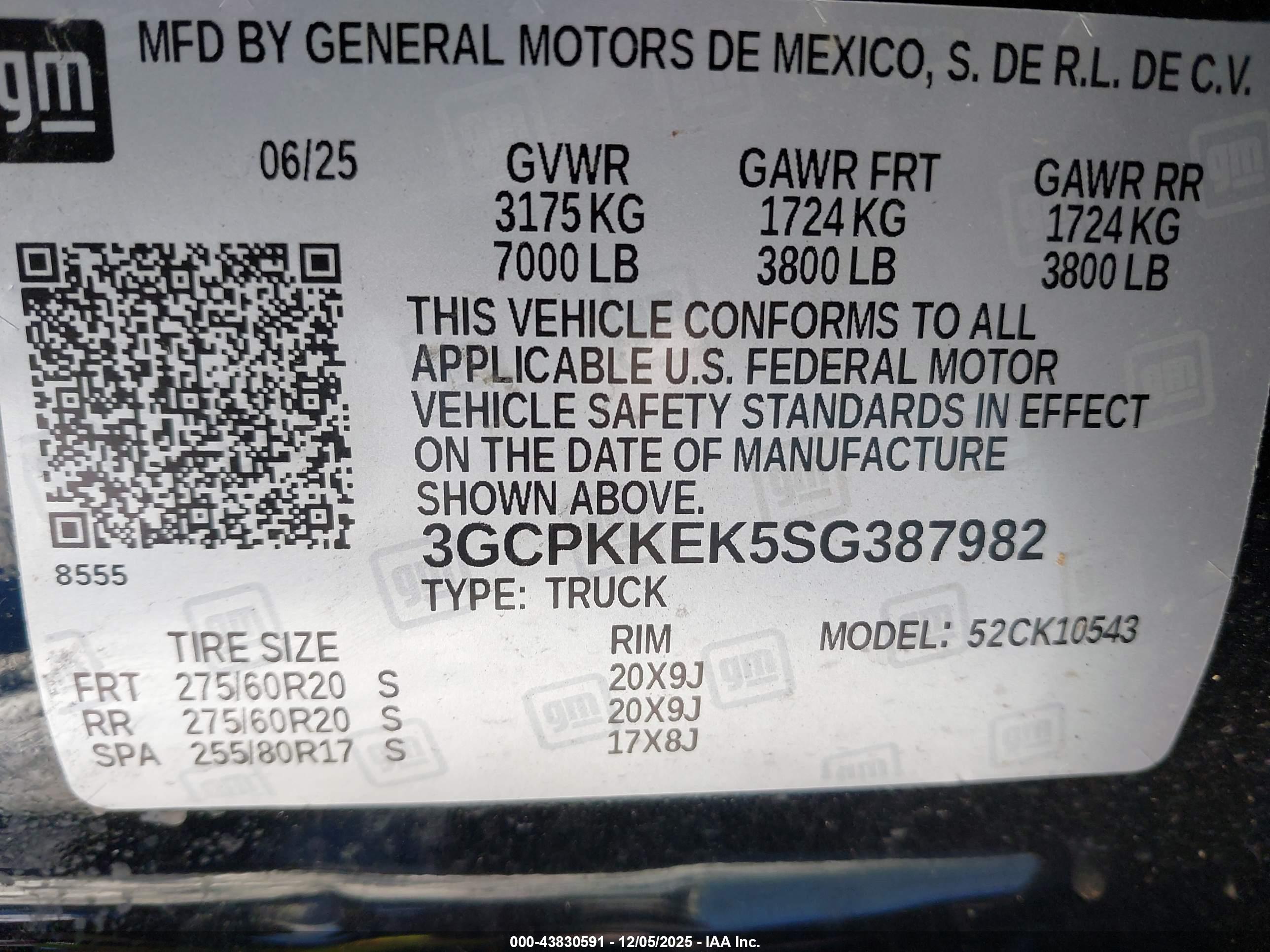 CHEVROLET SILVERADO image 9
