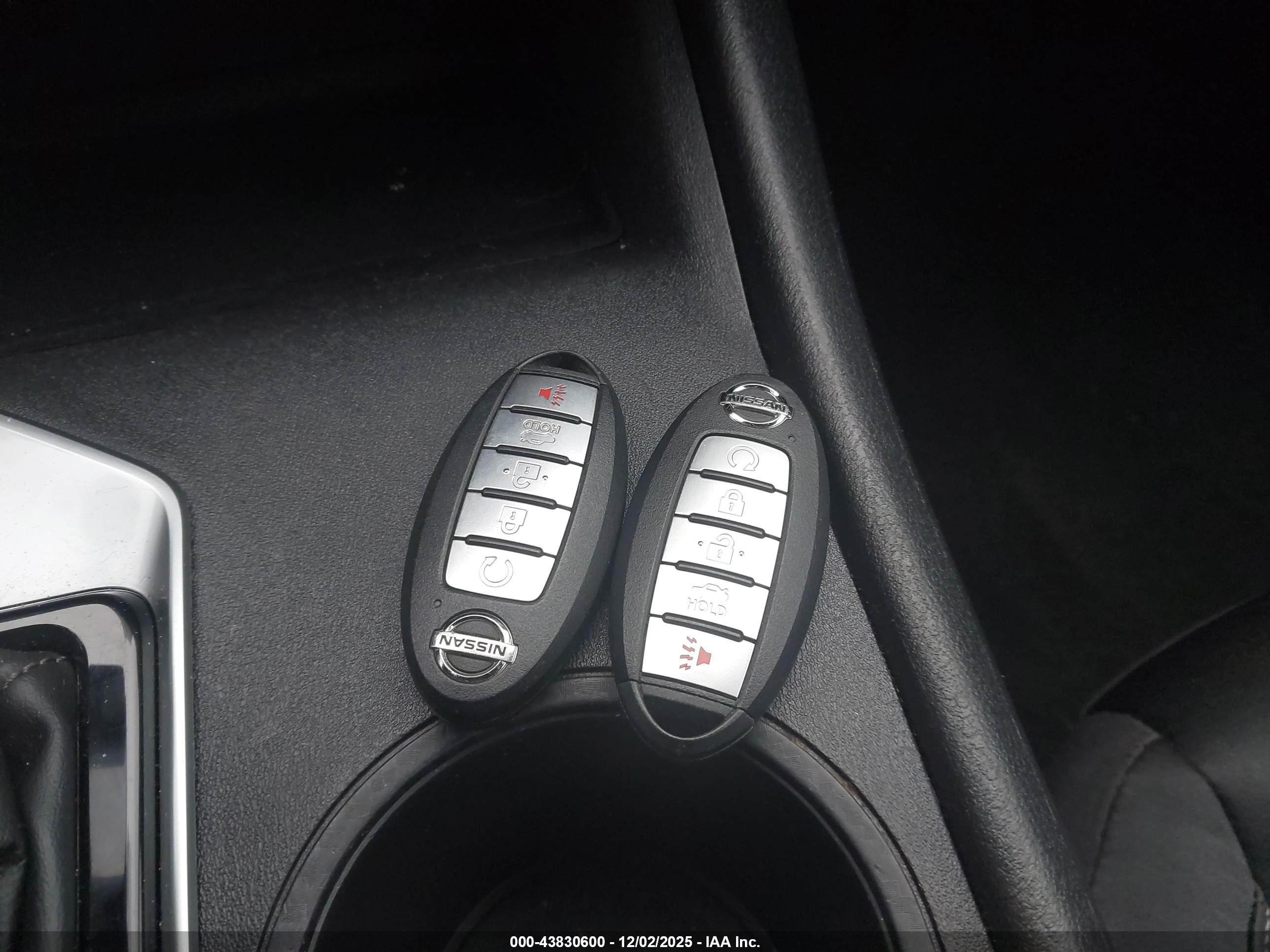 NISSAN ALTIMA image 11