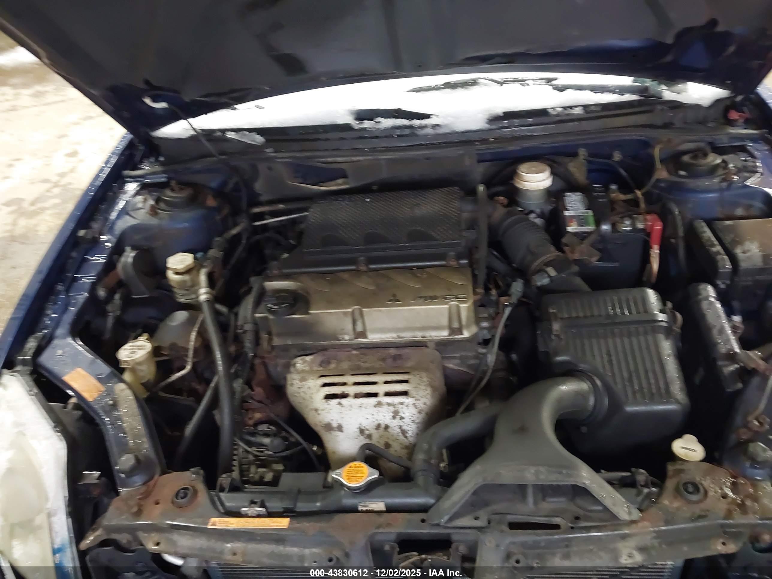 MITSUBISHI GALANT image 10