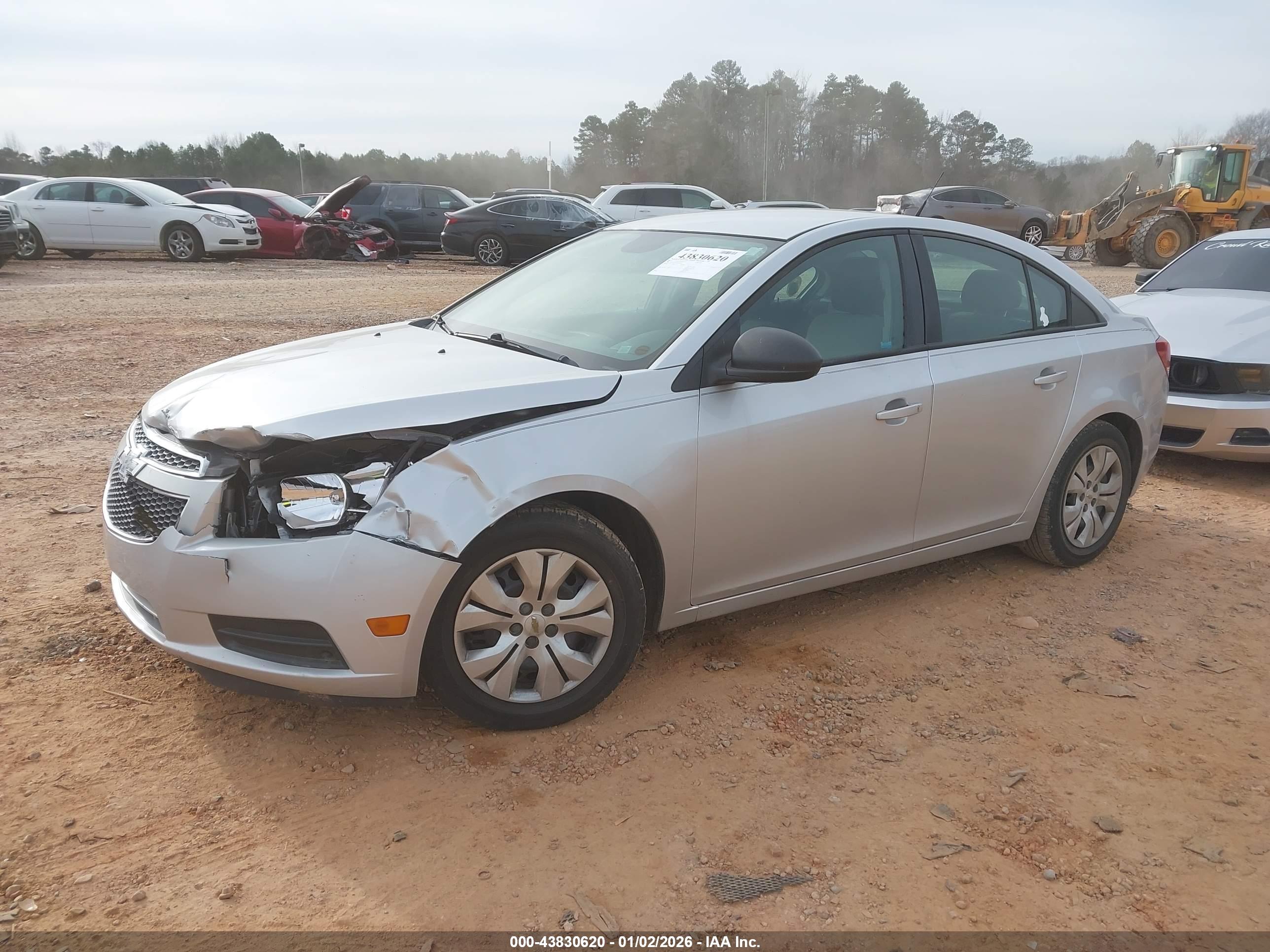 CHEVROLET CRUZE image 2