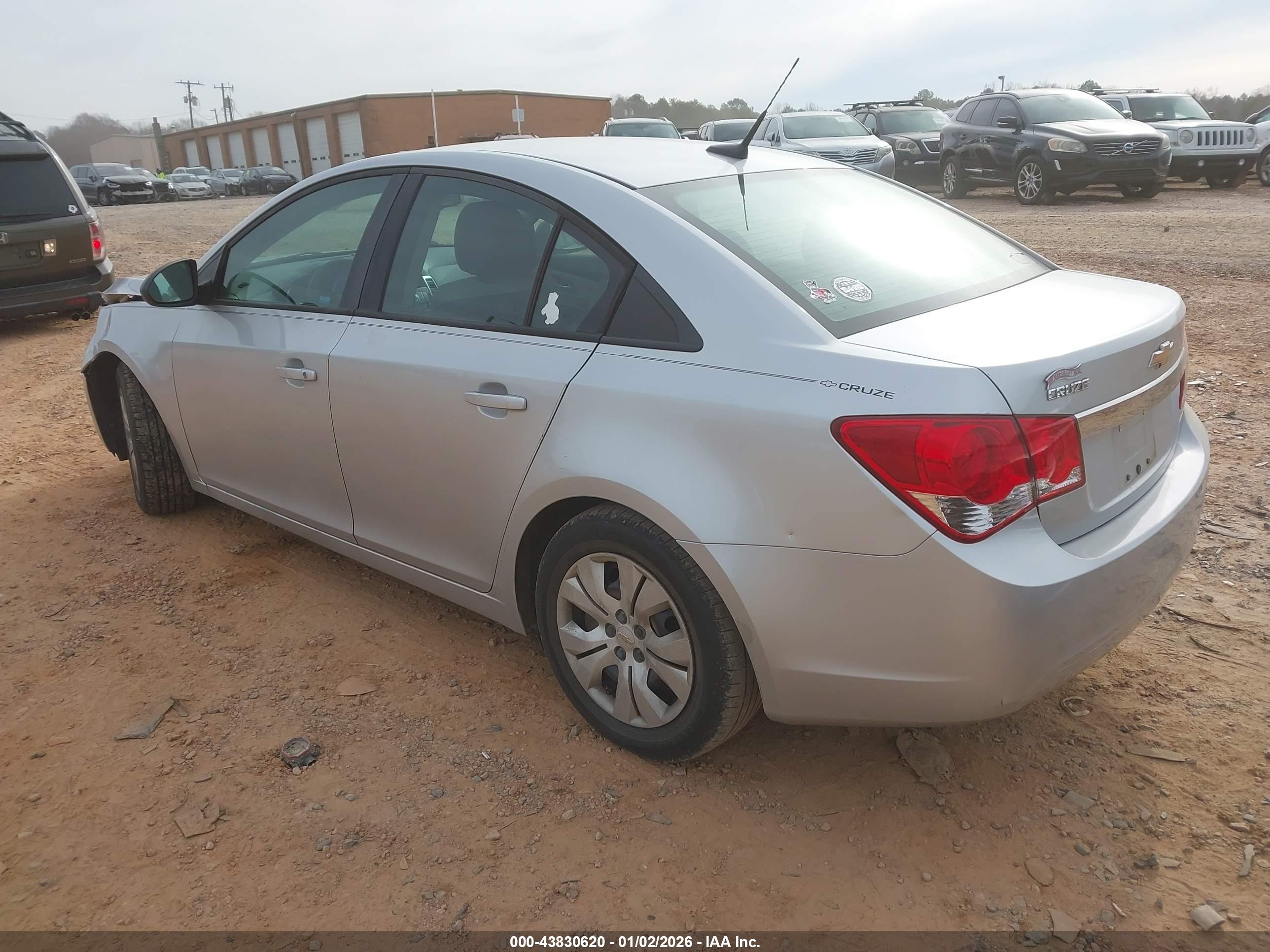 CHEVROLET CRUZE image 3