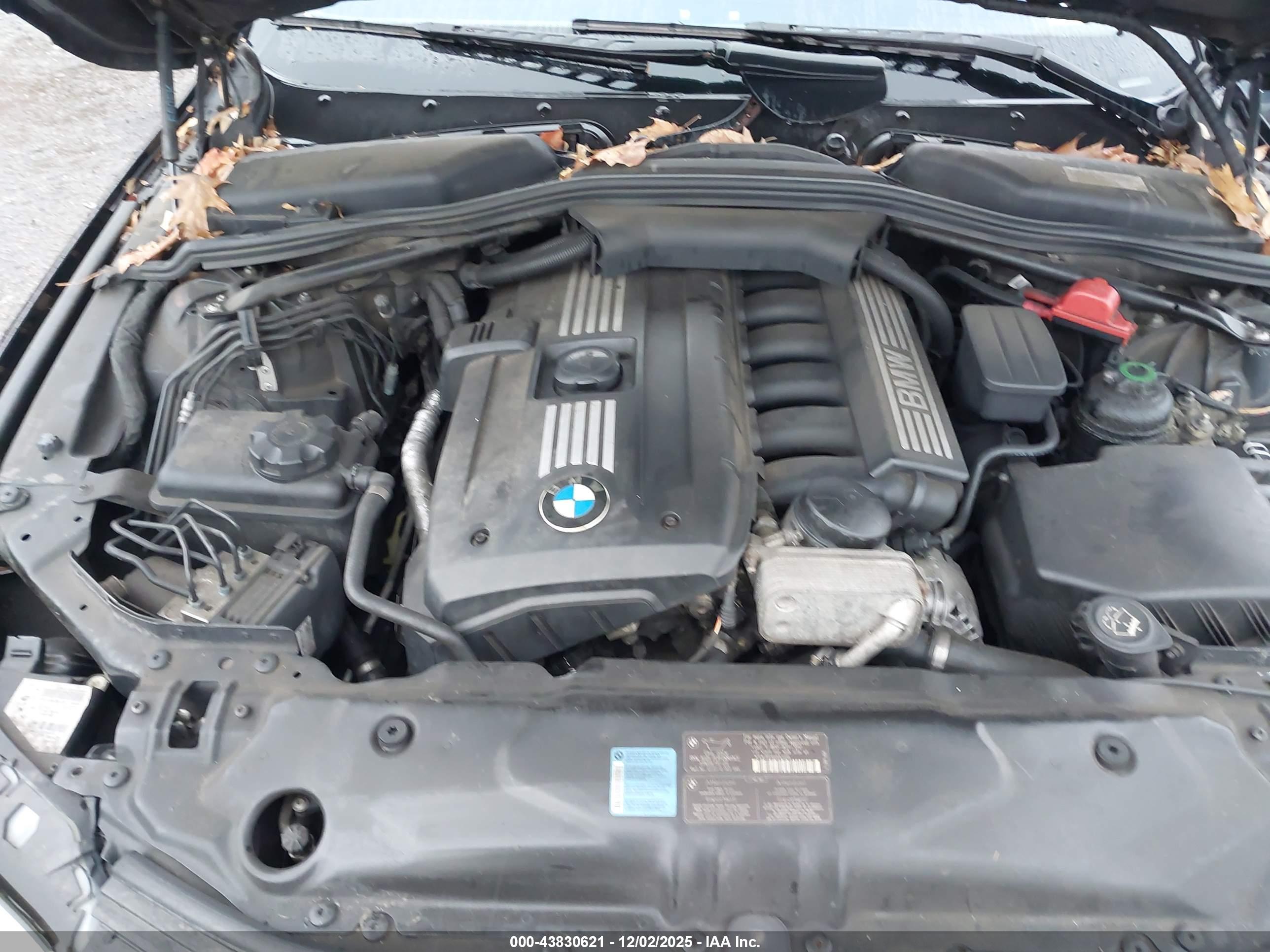 BMW 528I image 10