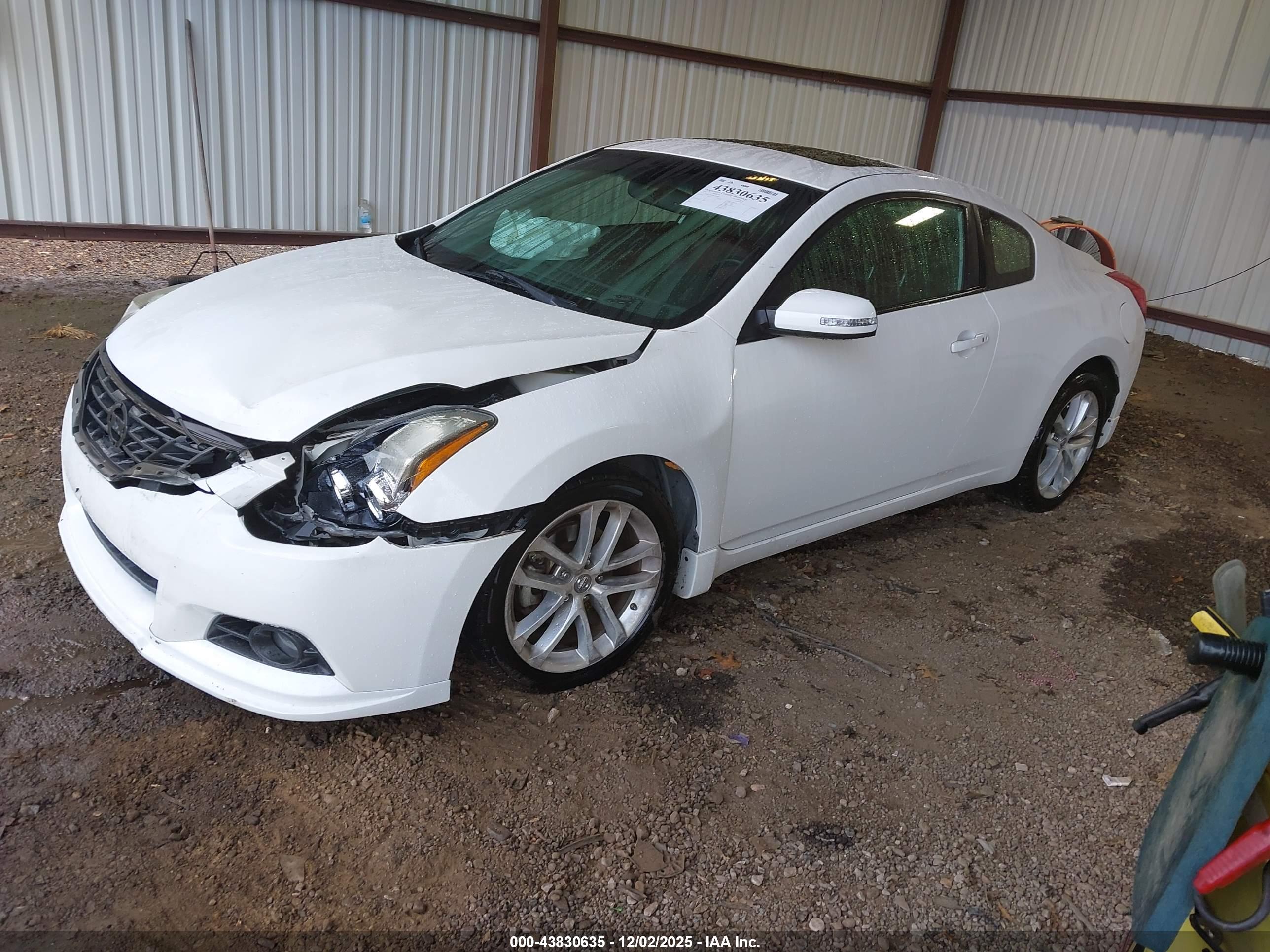 NISSAN ALTIMA image 2