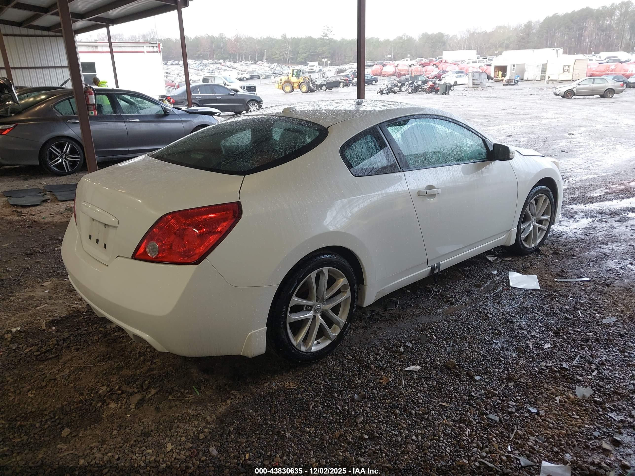 NISSAN ALTIMA image 4