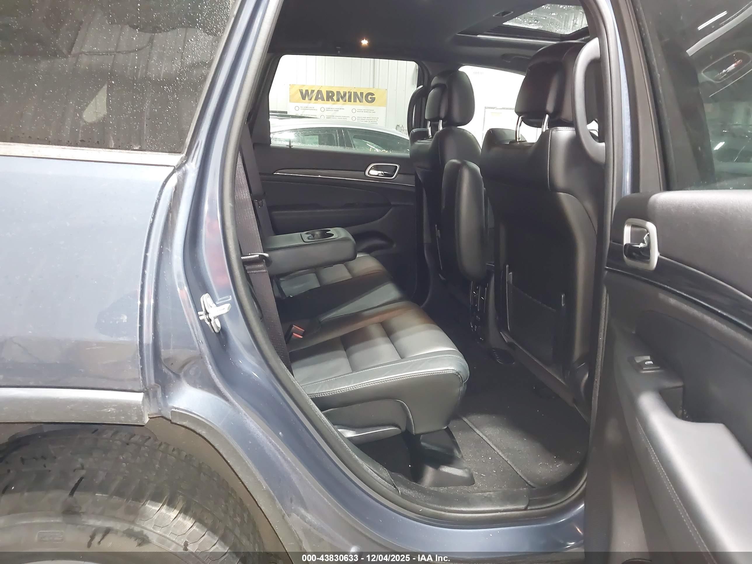 JEEP GRAND image 8