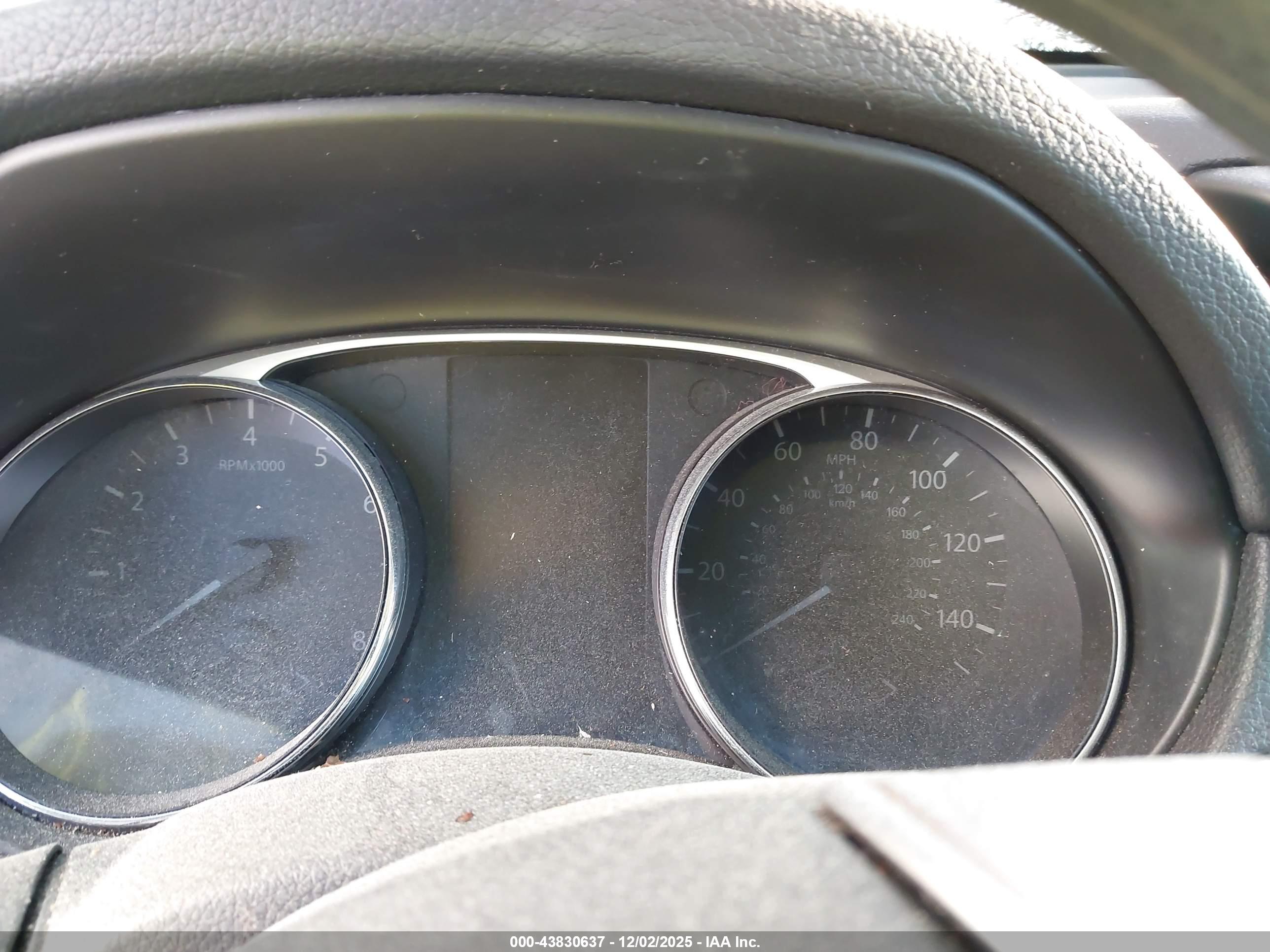 NISSAN ROGUE image 7