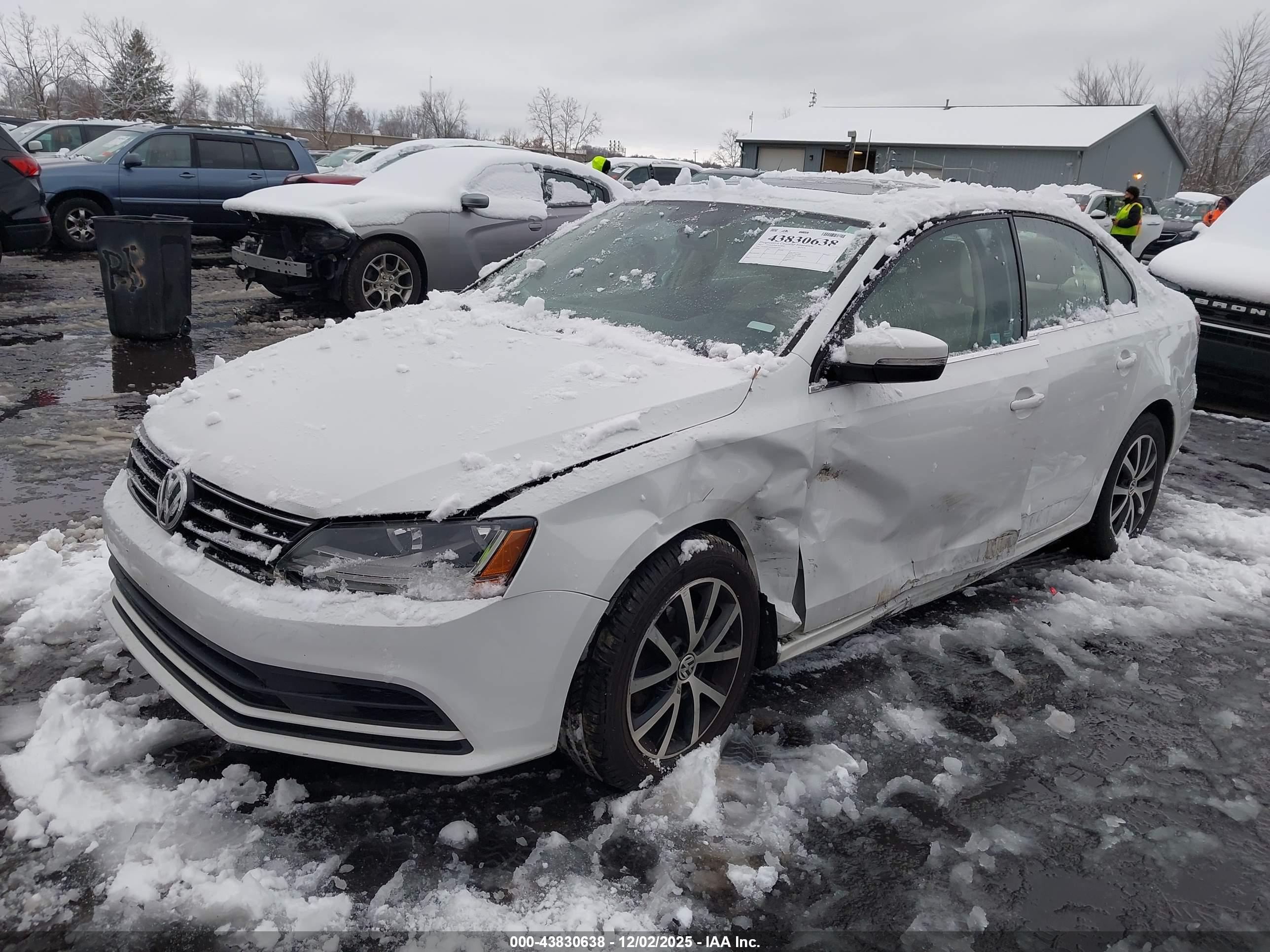 VOLKSWAGEN JETTA image 2