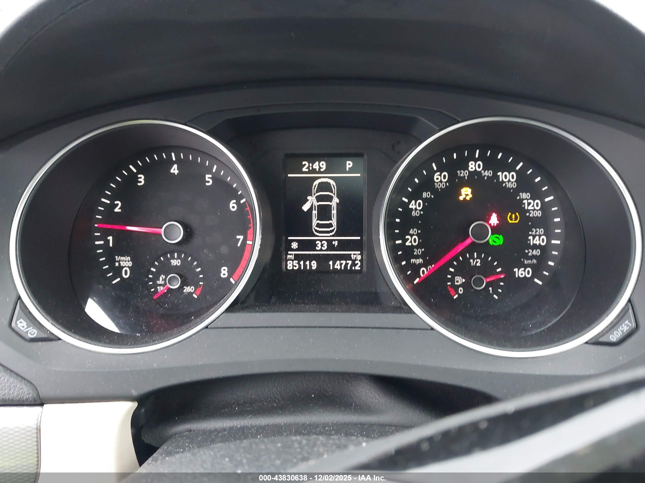 VOLKSWAGEN JETTA image 7