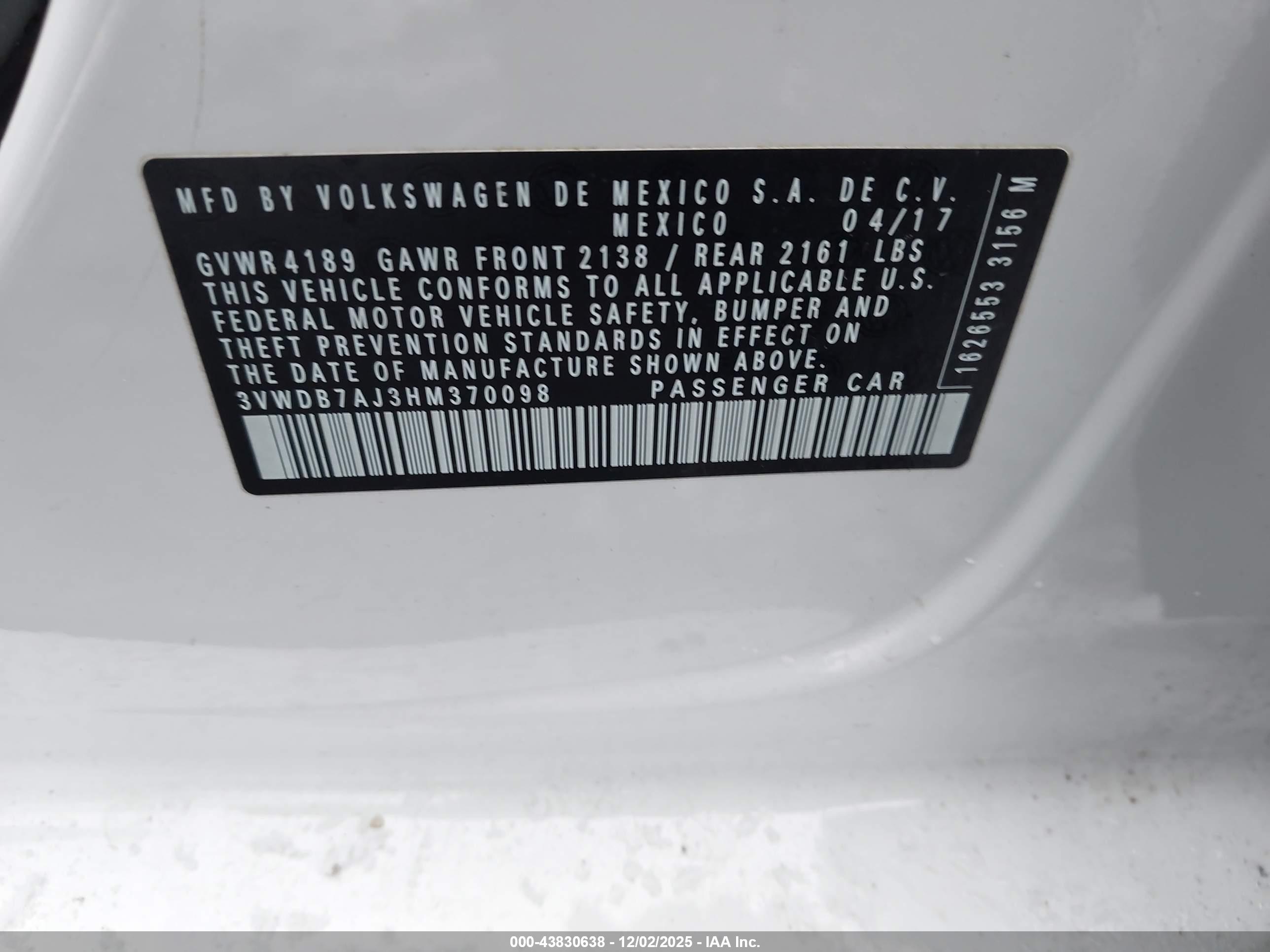 VOLKSWAGEN JETTA image 9