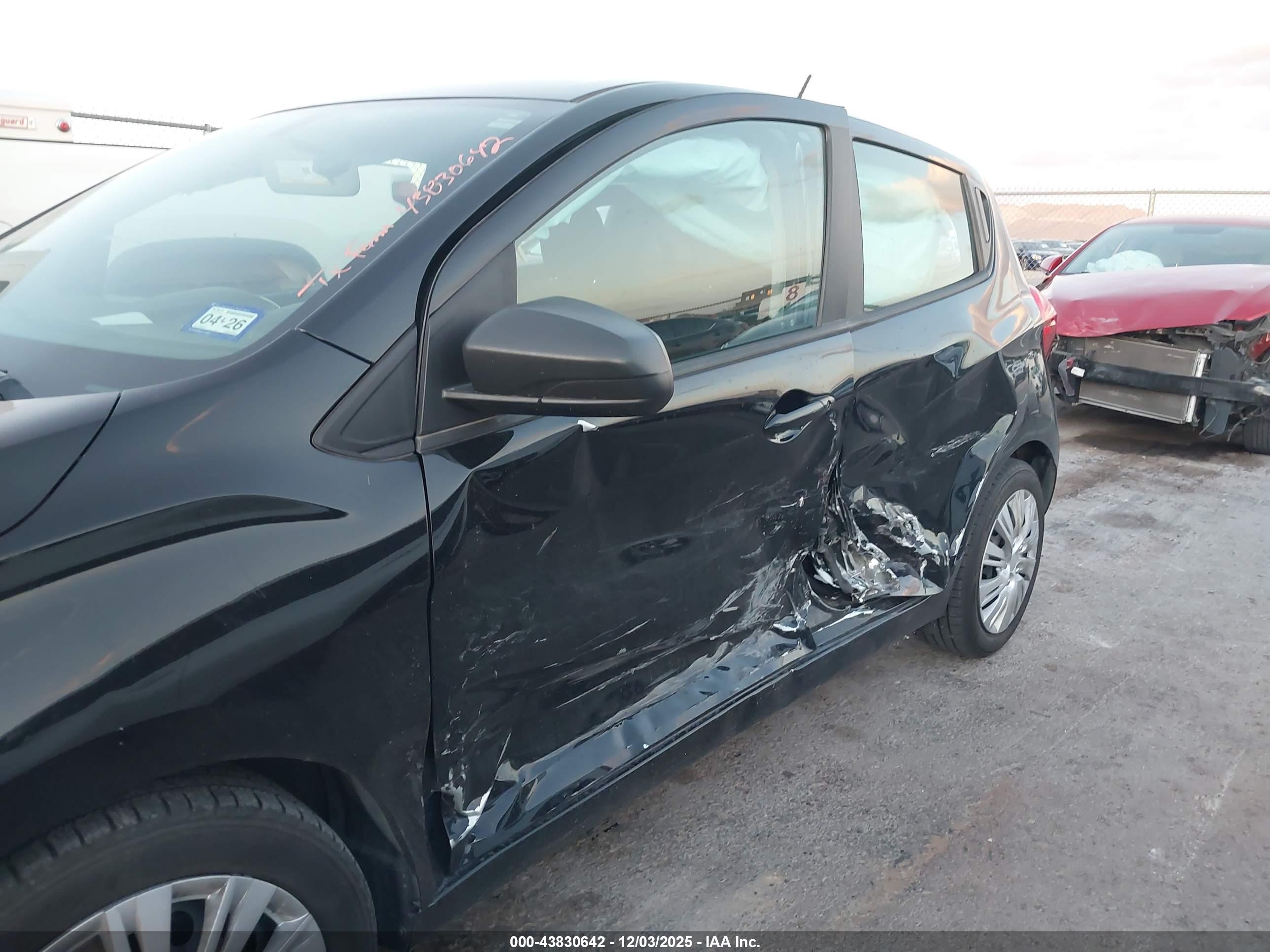 CHEVROLET SPARK image 6