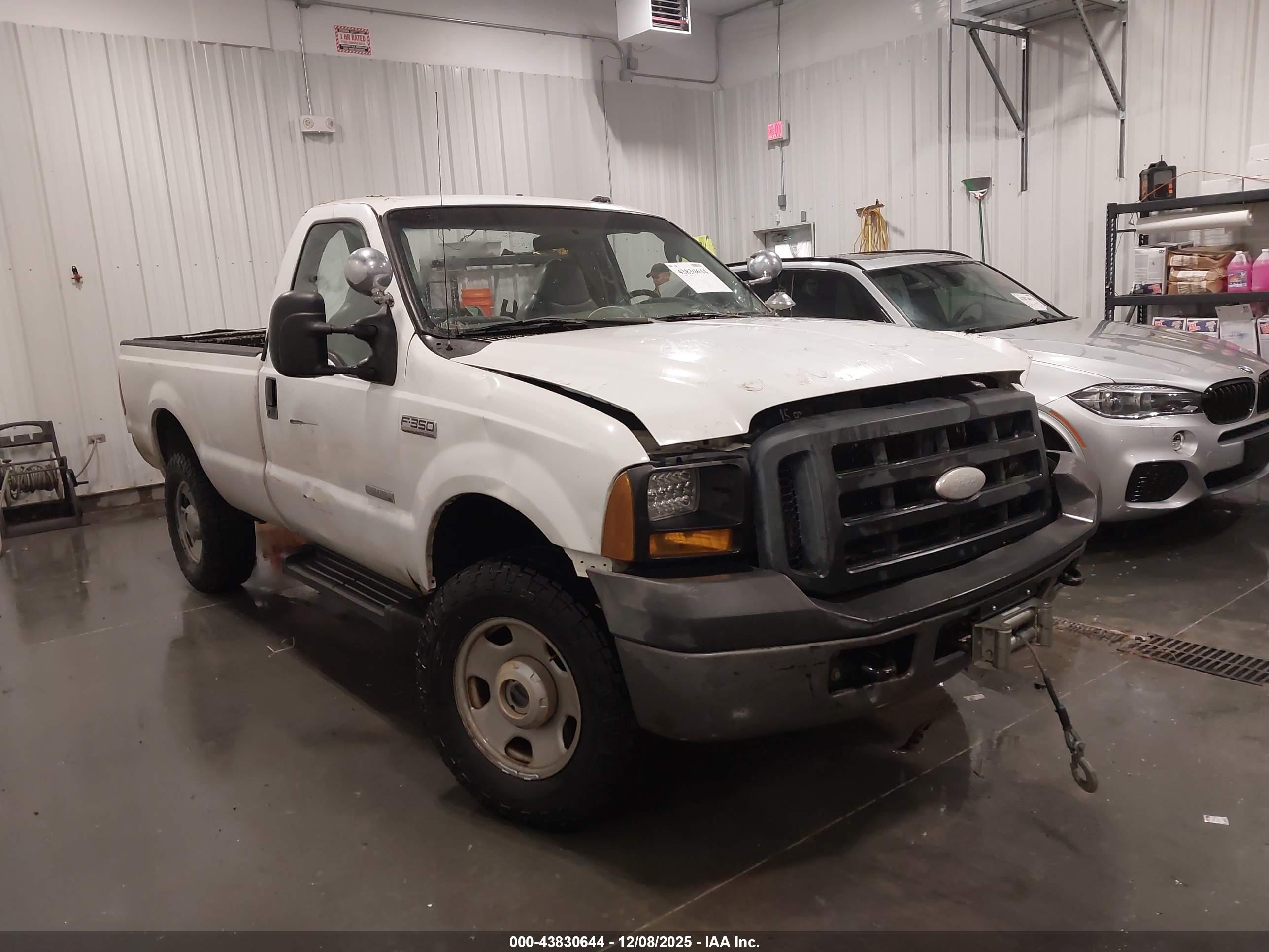 FORD F-350 image 2