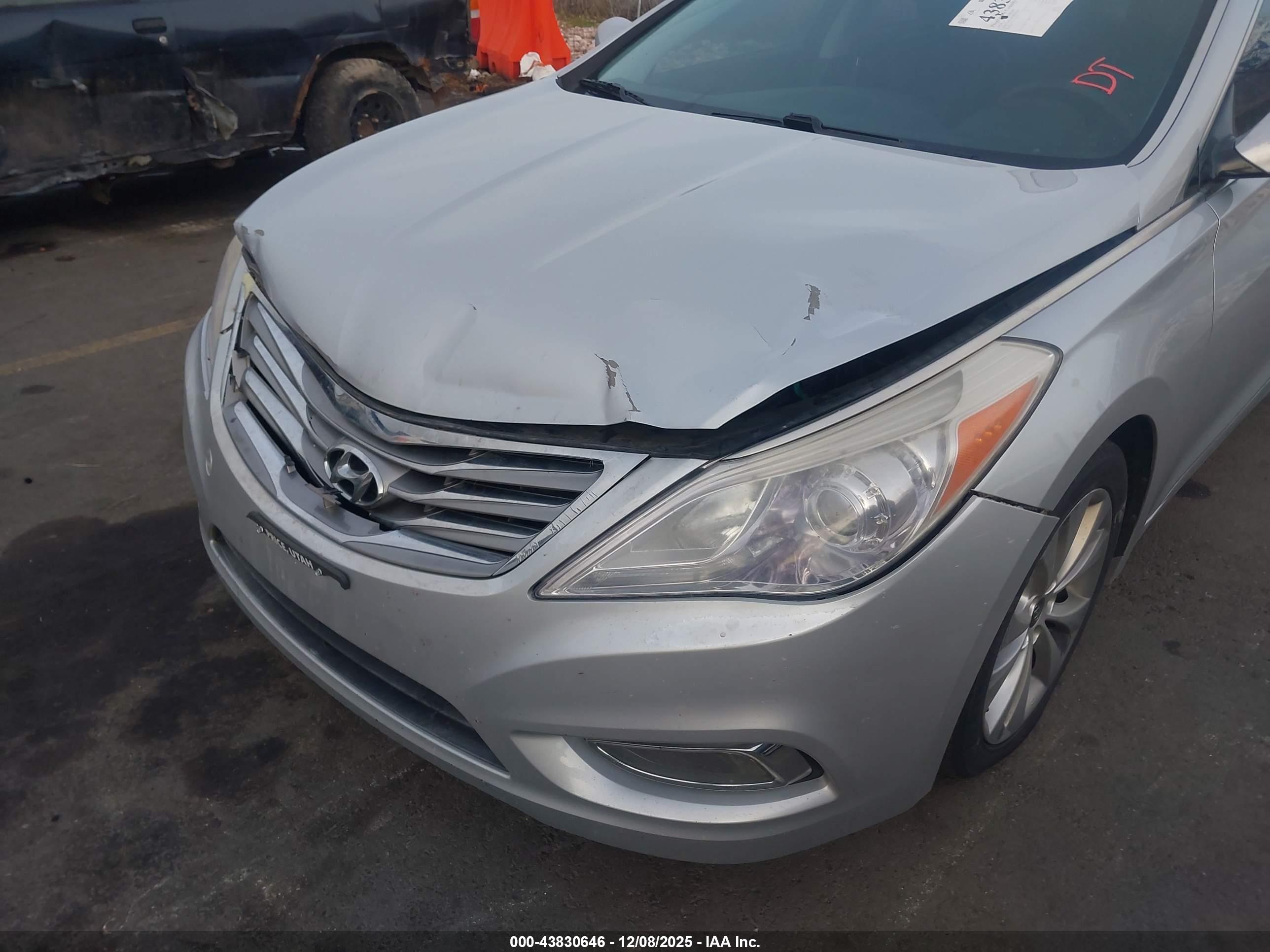 HYUNDAI AZERA image 6