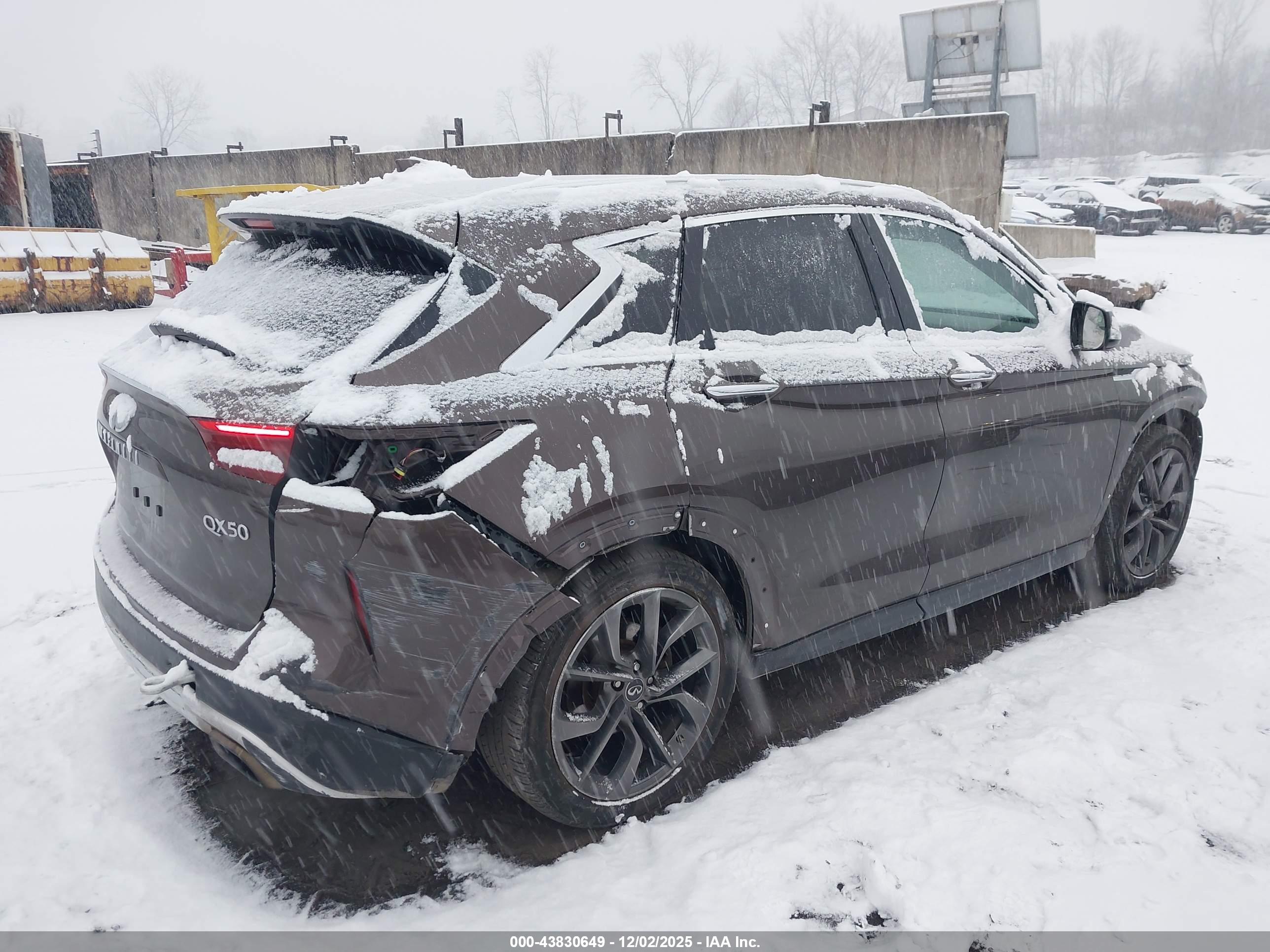 INFINITI QX50 image 4