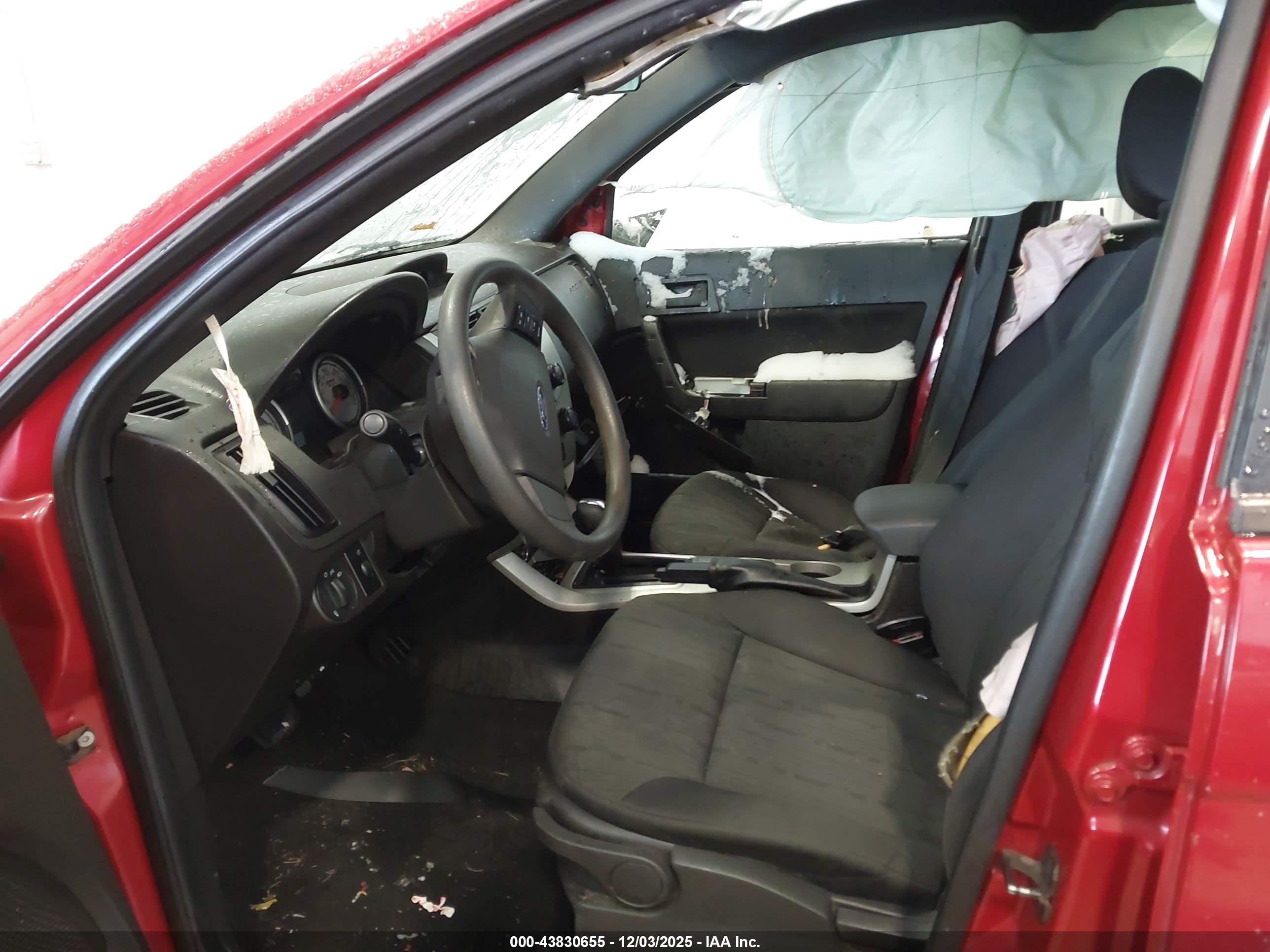 FORD FOCUS image 5