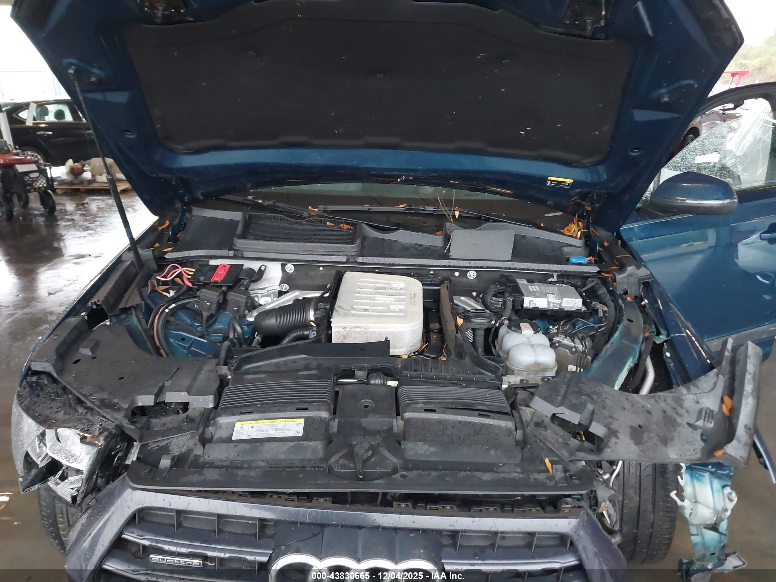 AUDI Q7 image 10