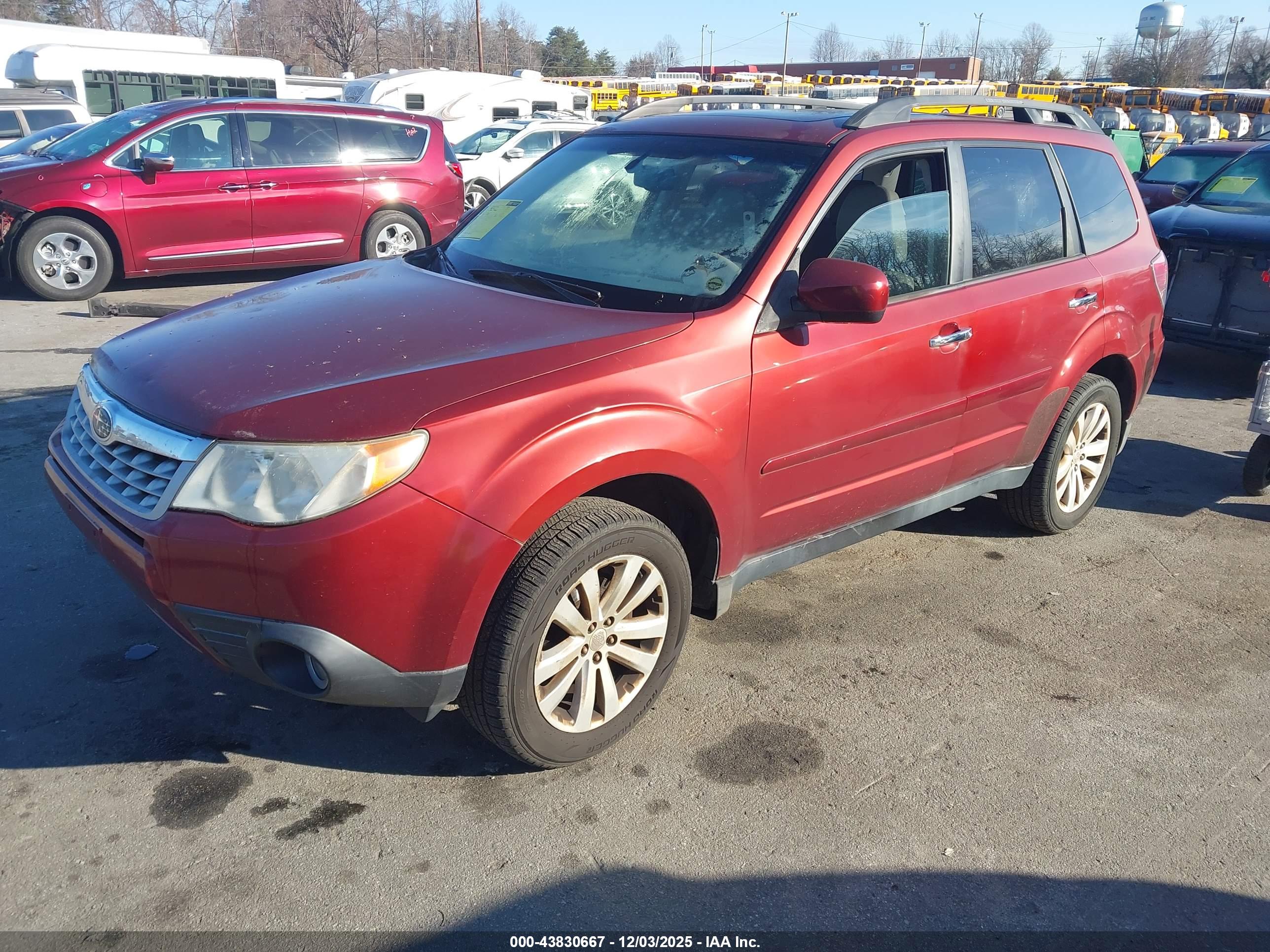 SUBARU FORESTER image 2