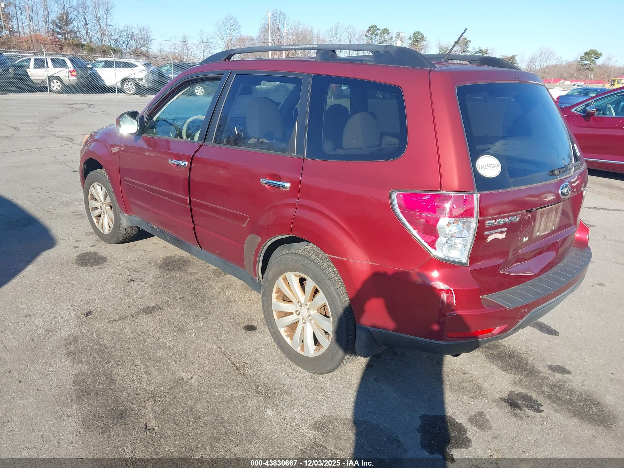 SUBARU FORESTER image 3