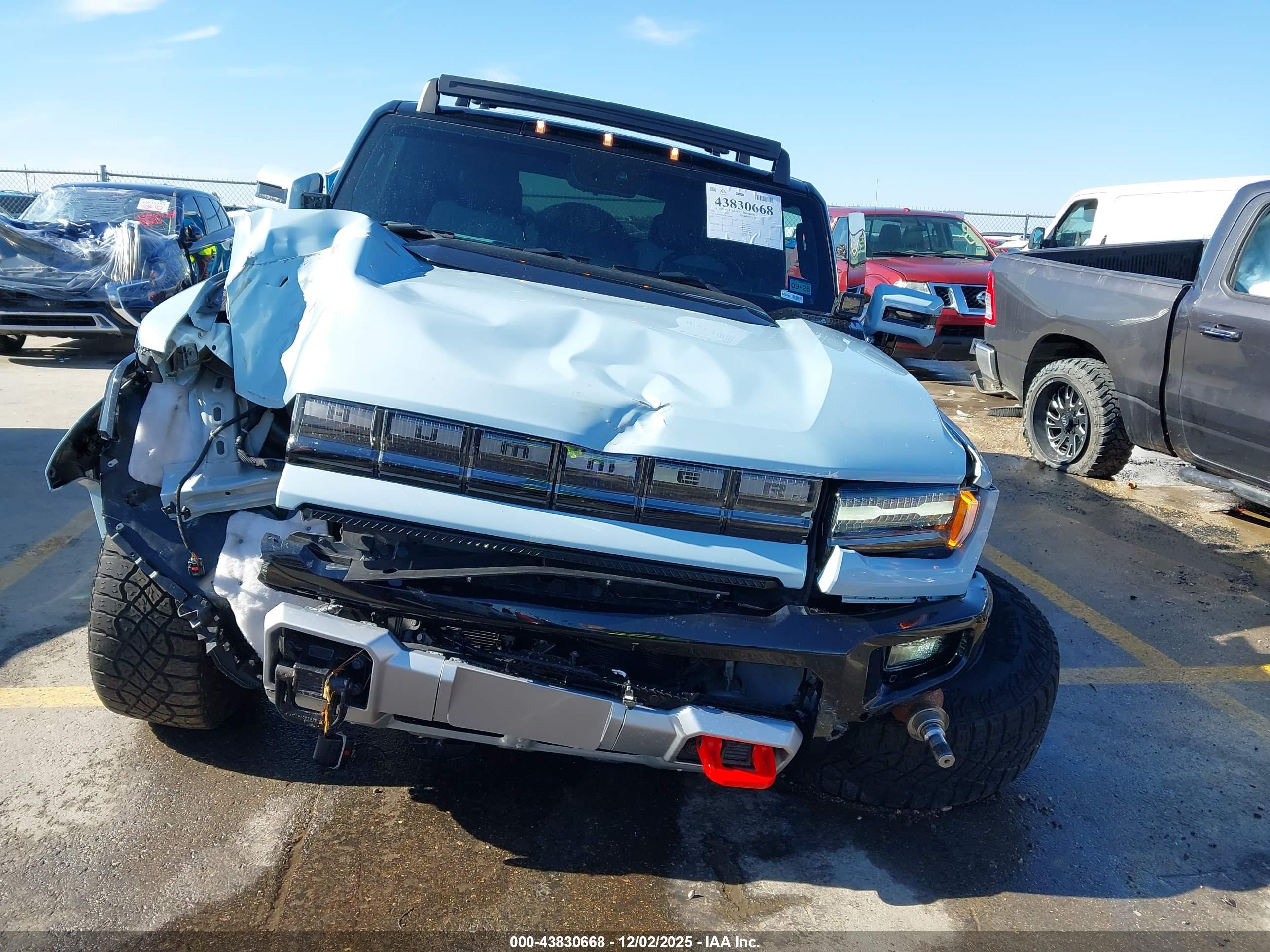 GMC HUMMER image 6
