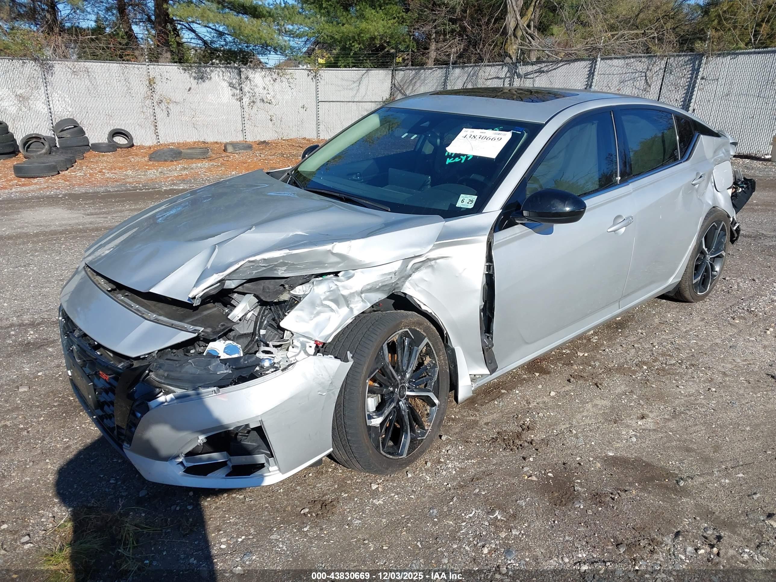 NISSAN ALTIMA image 2