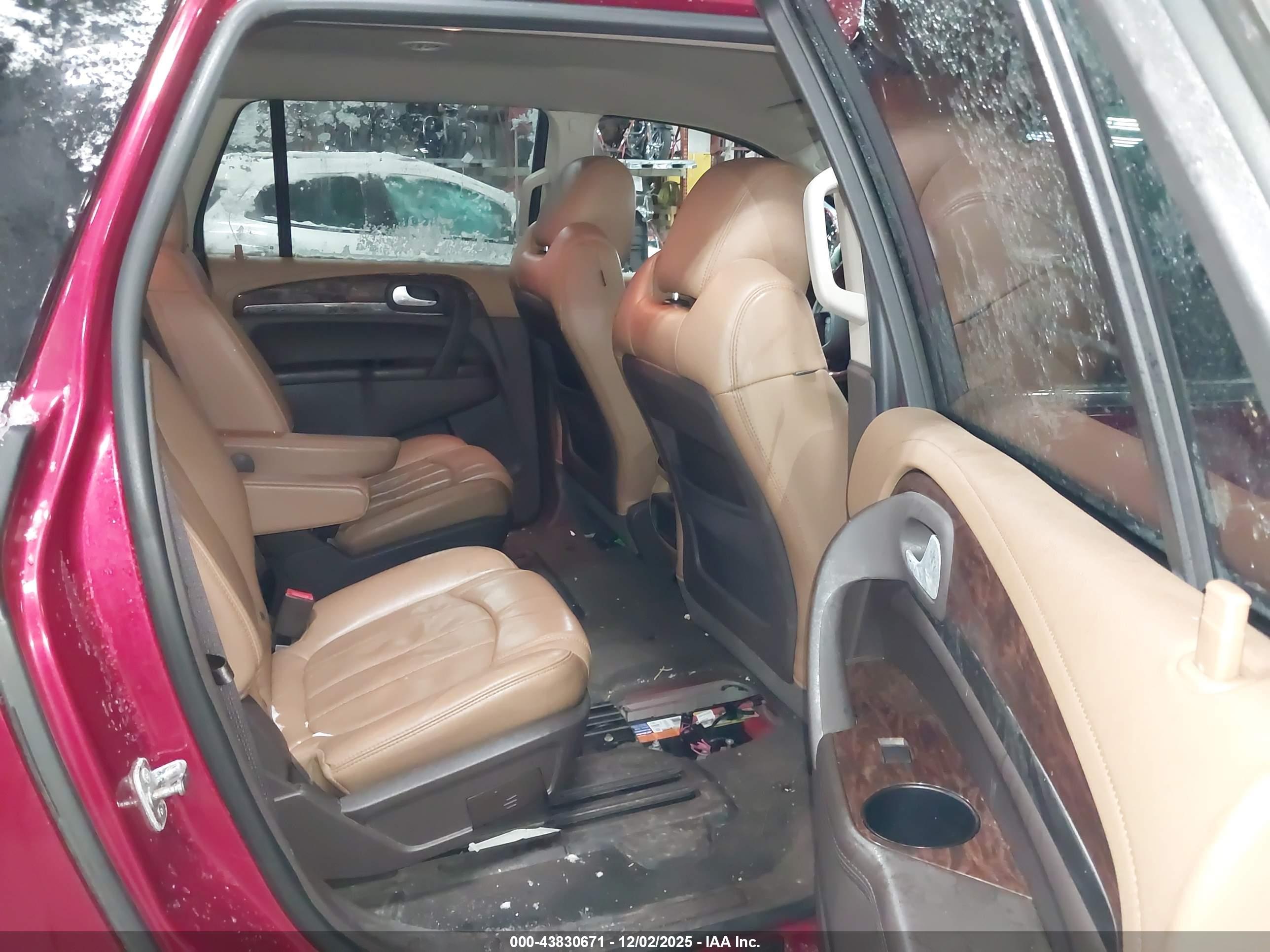 BUICK ENCLAVE image 8