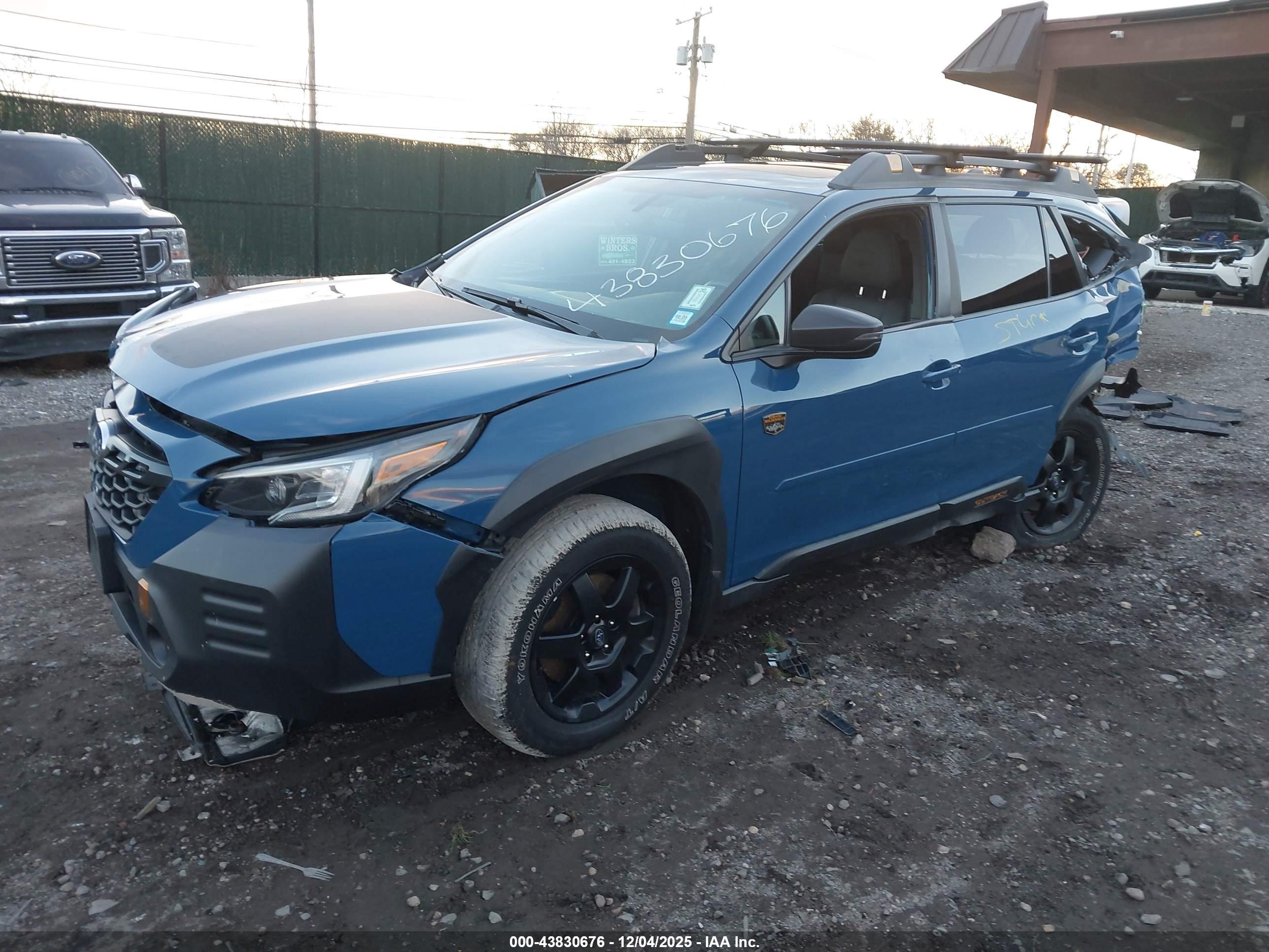 SUBARU OUTBACK image 2
