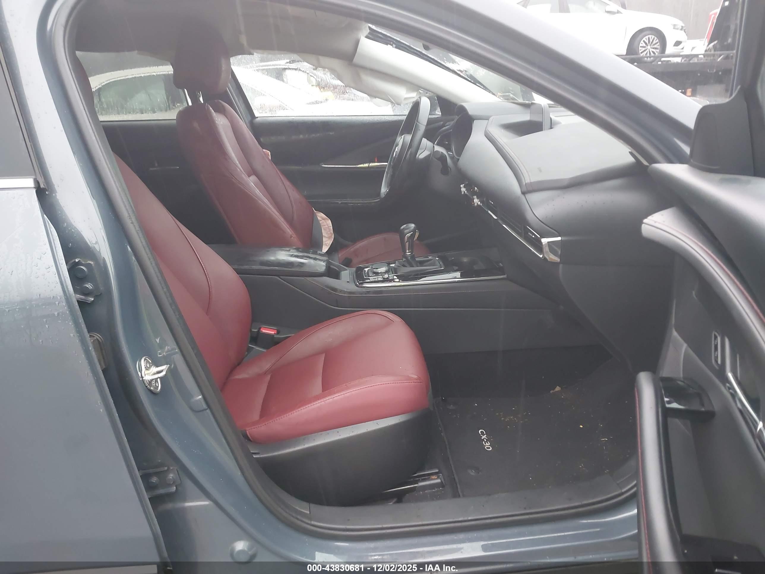 MAZDA CX-30 image 5