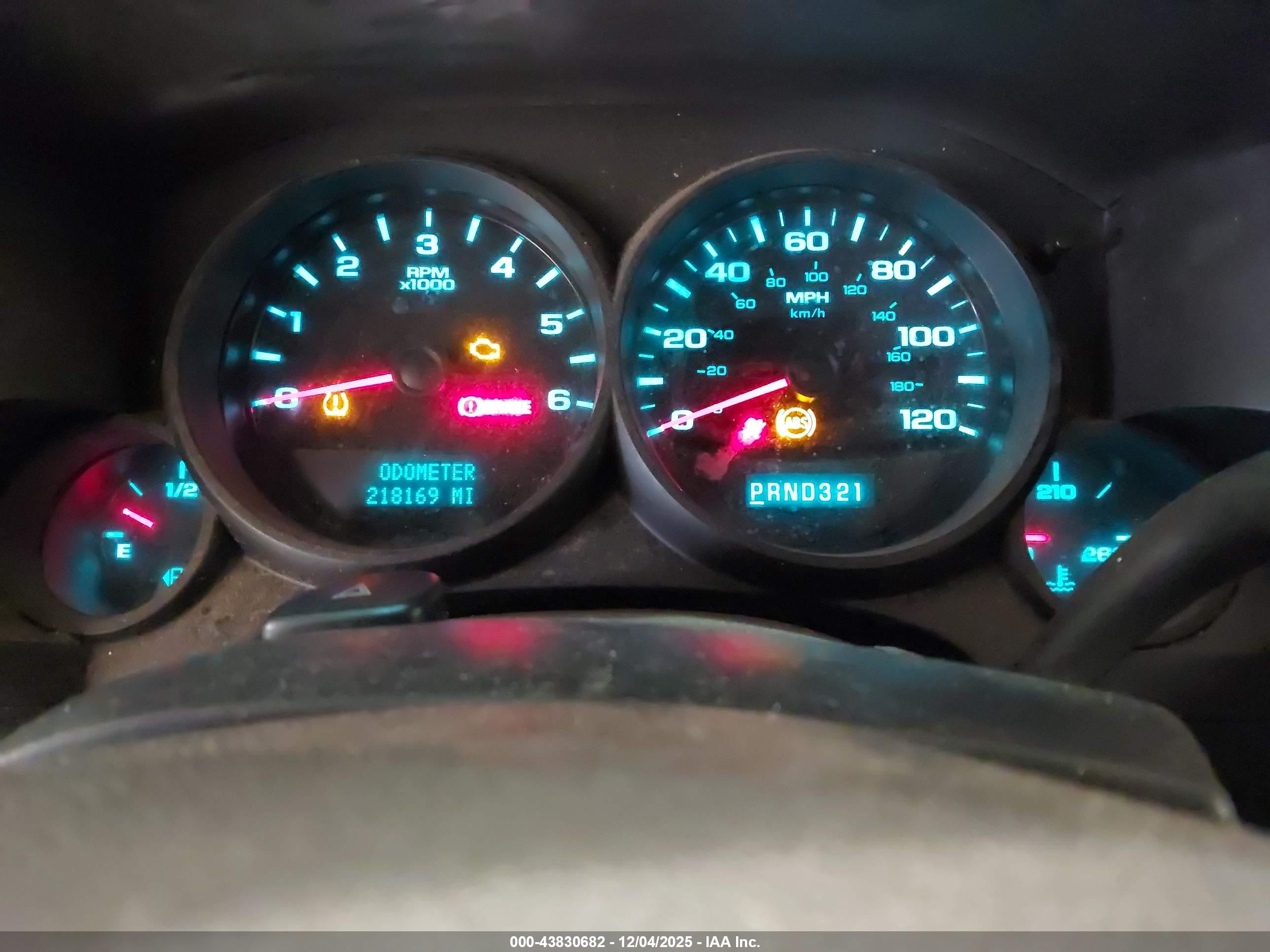 CHEVROLET SILVERADO image 7
