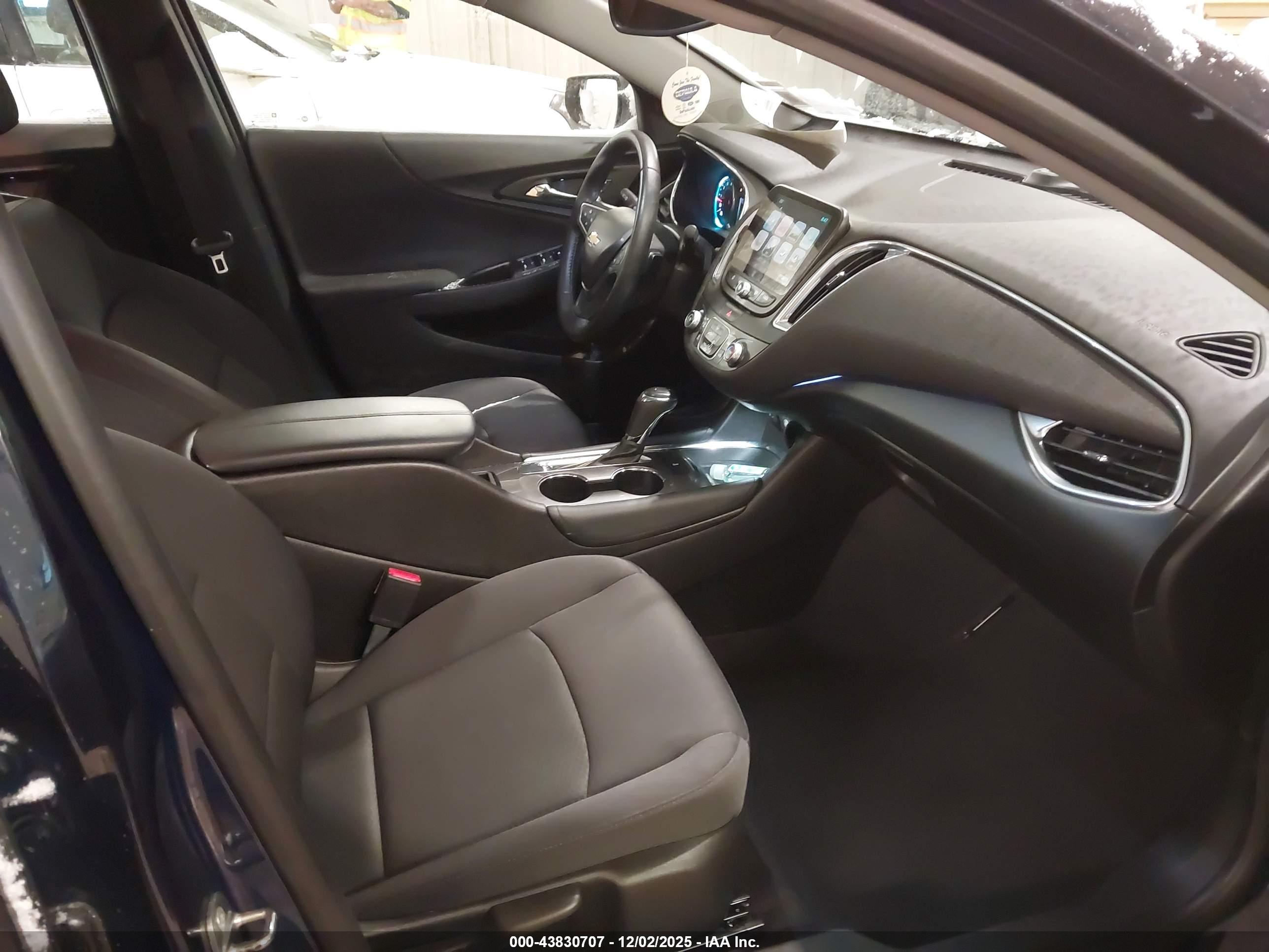 CHEVROLET MALIBU image 5