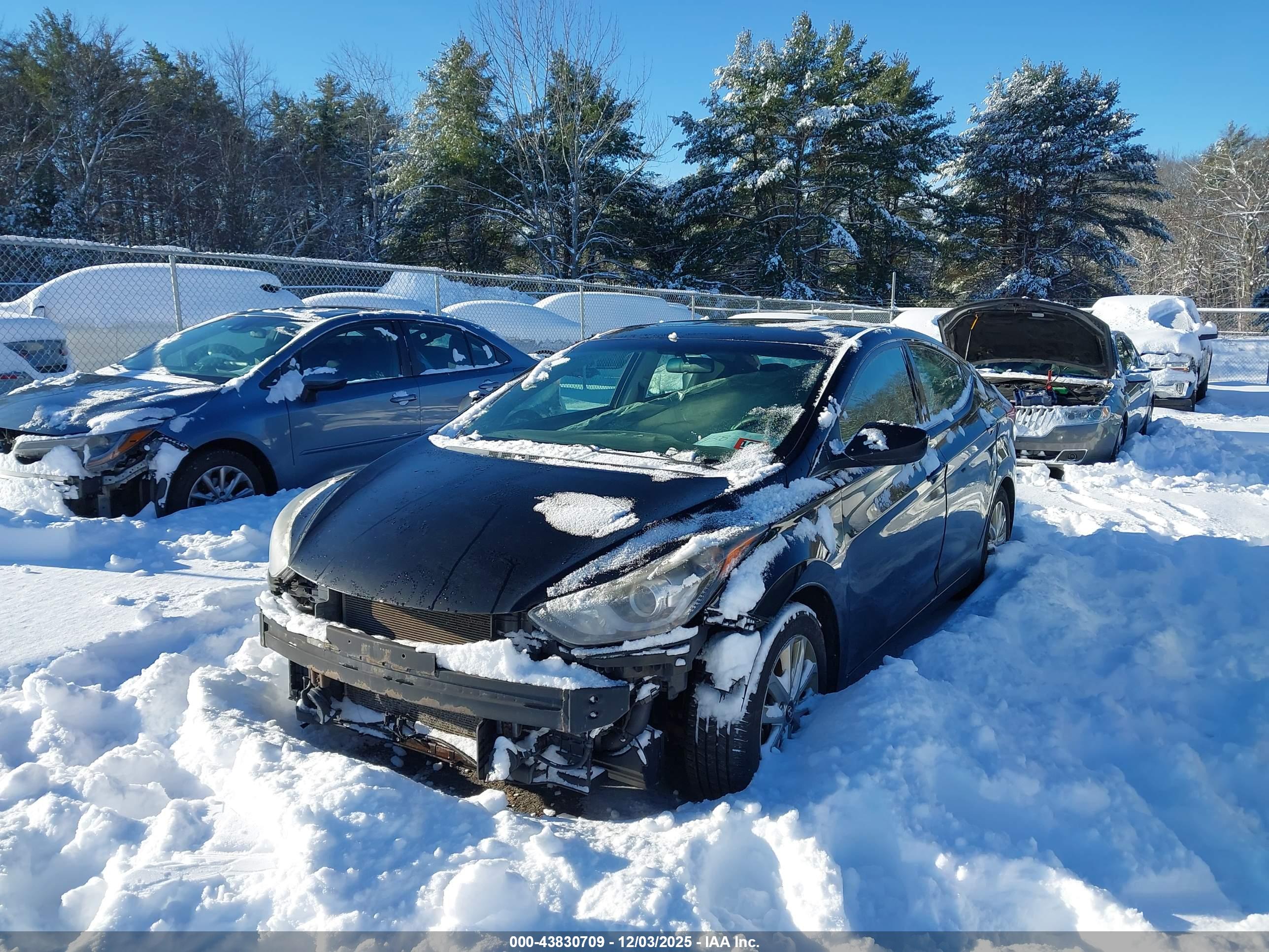 HYUNDAI ELANTRA image 2