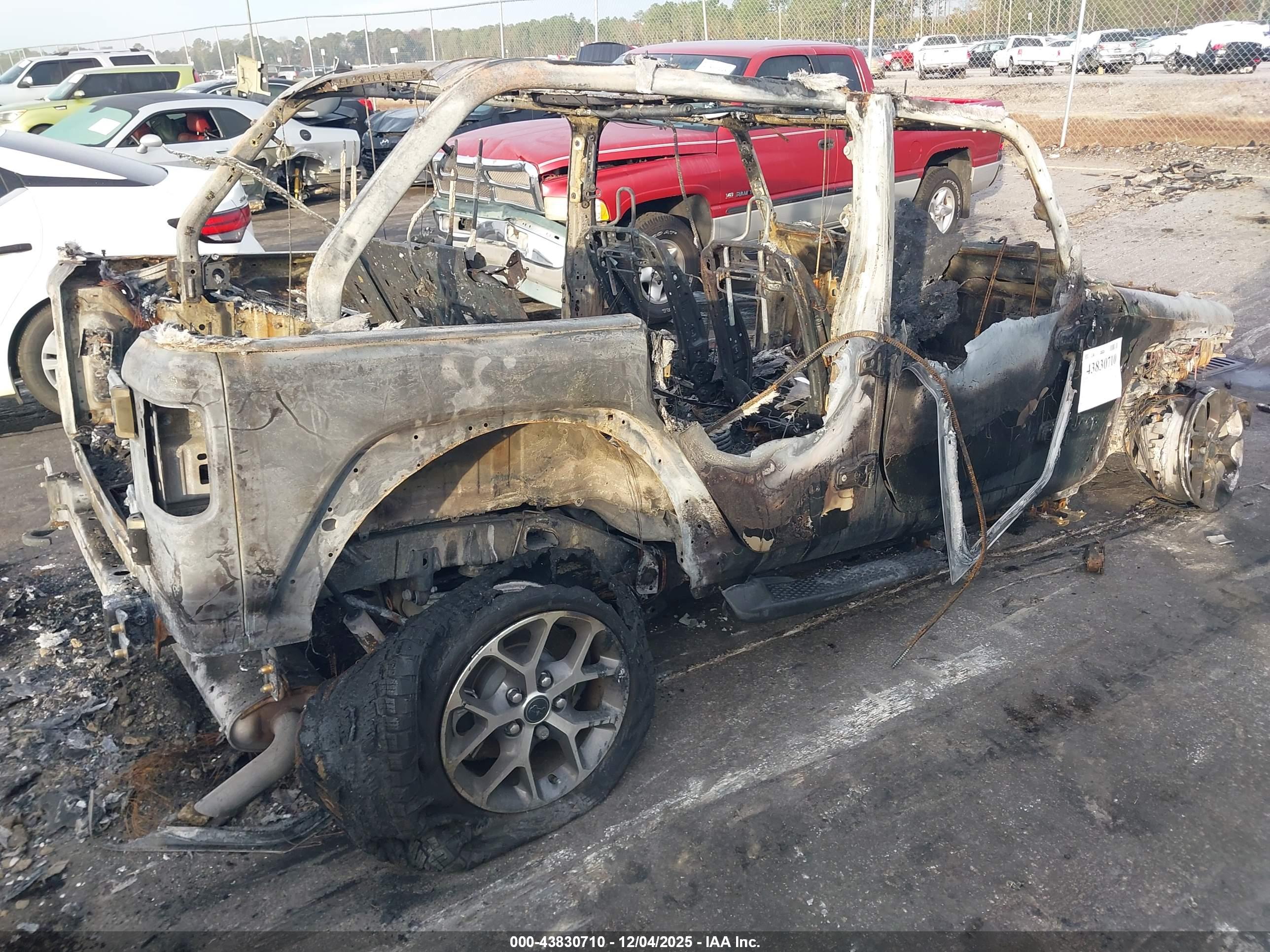JEEP WRANGLER image 4