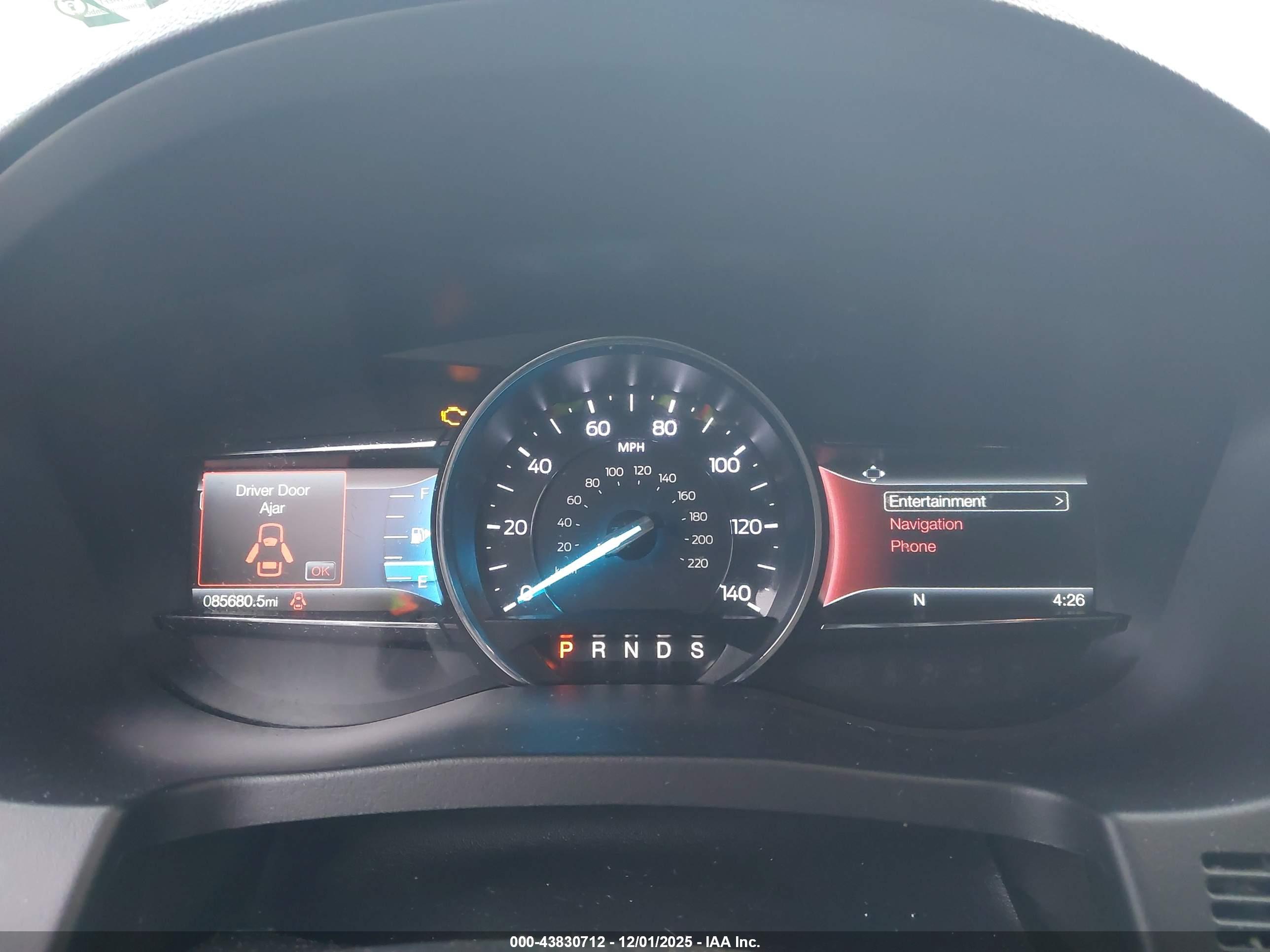 FORD EXPLORER image 7