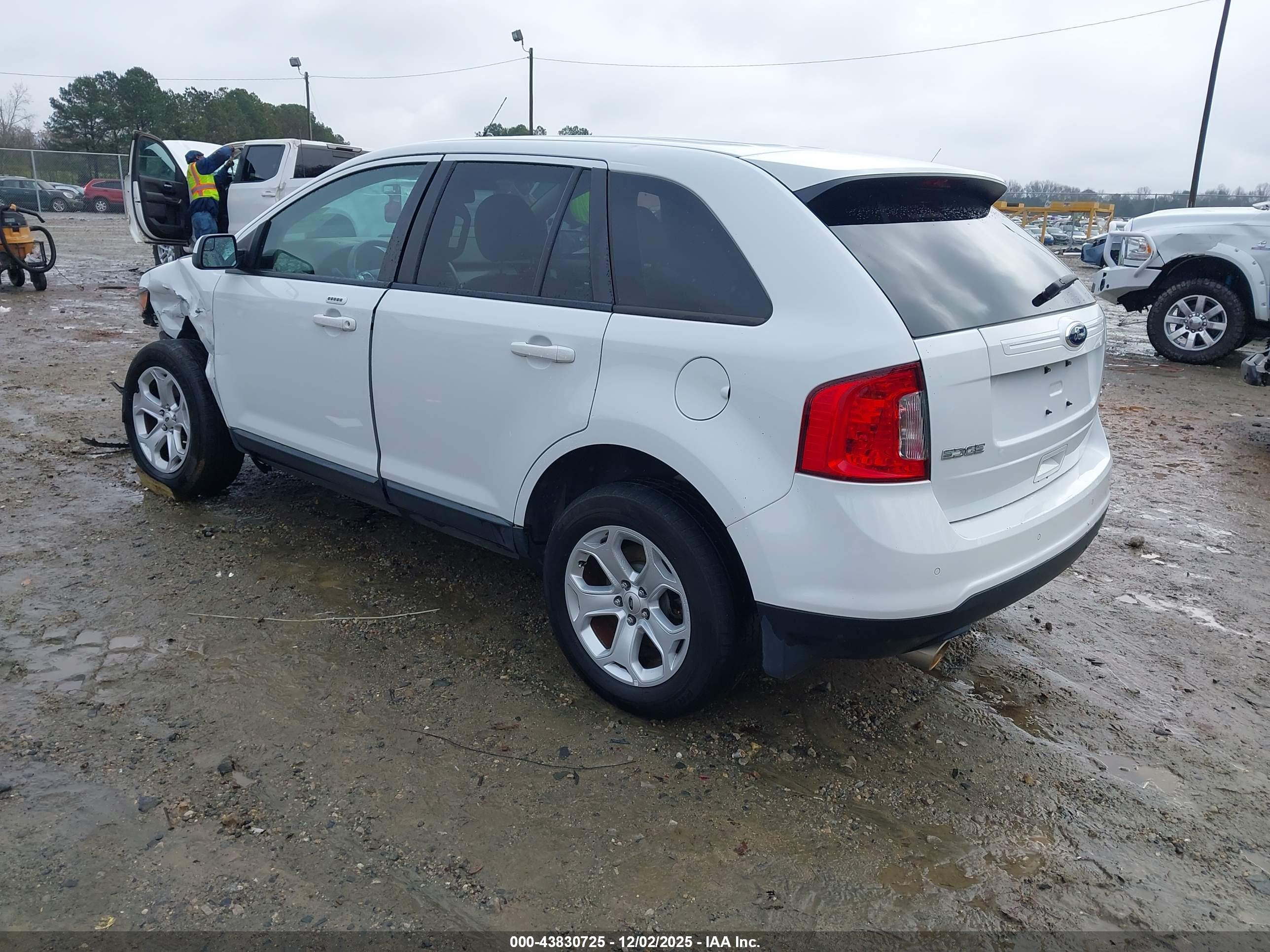 FORD EDGE image 3