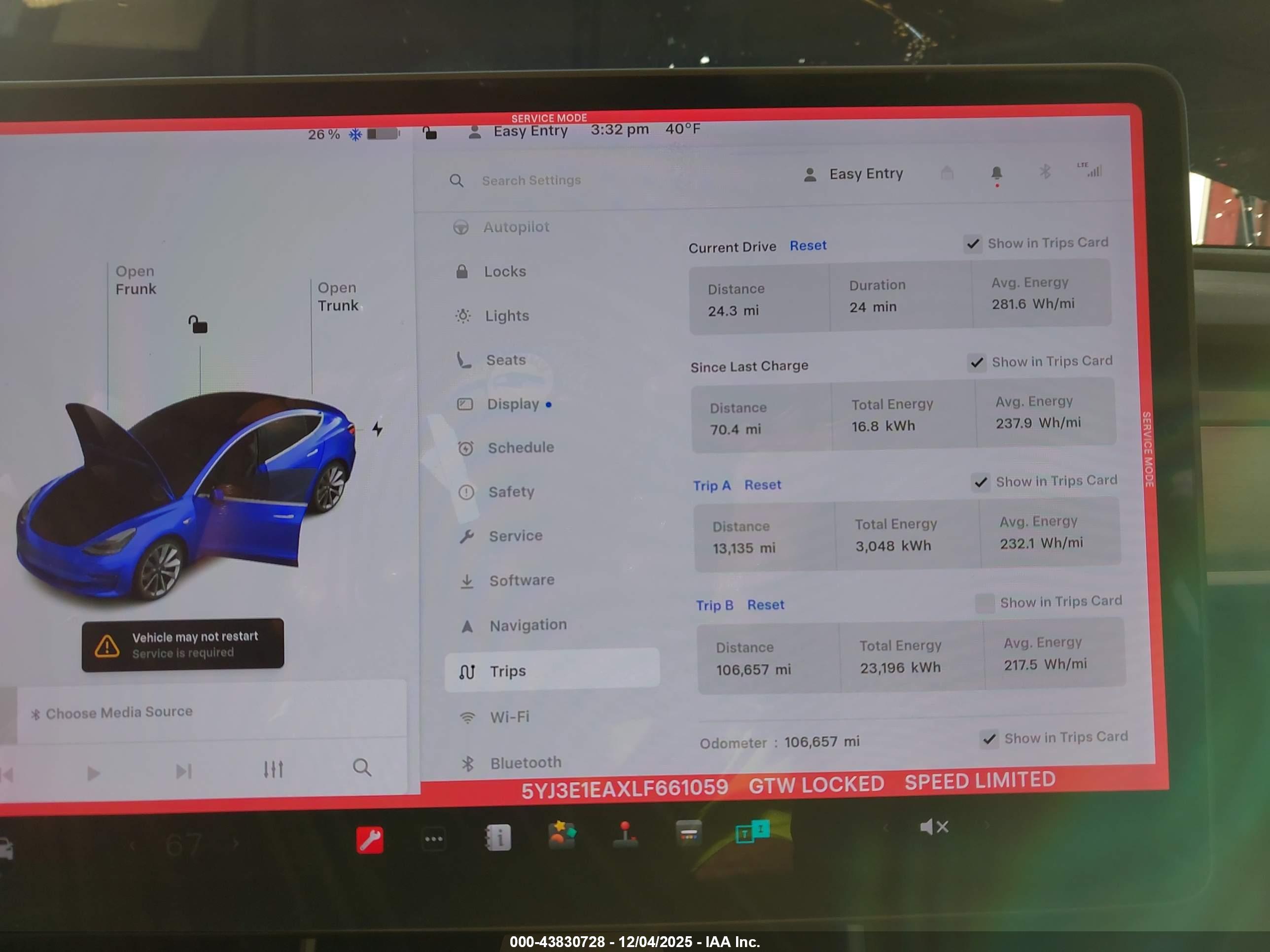 TESLA MODEL image 7
