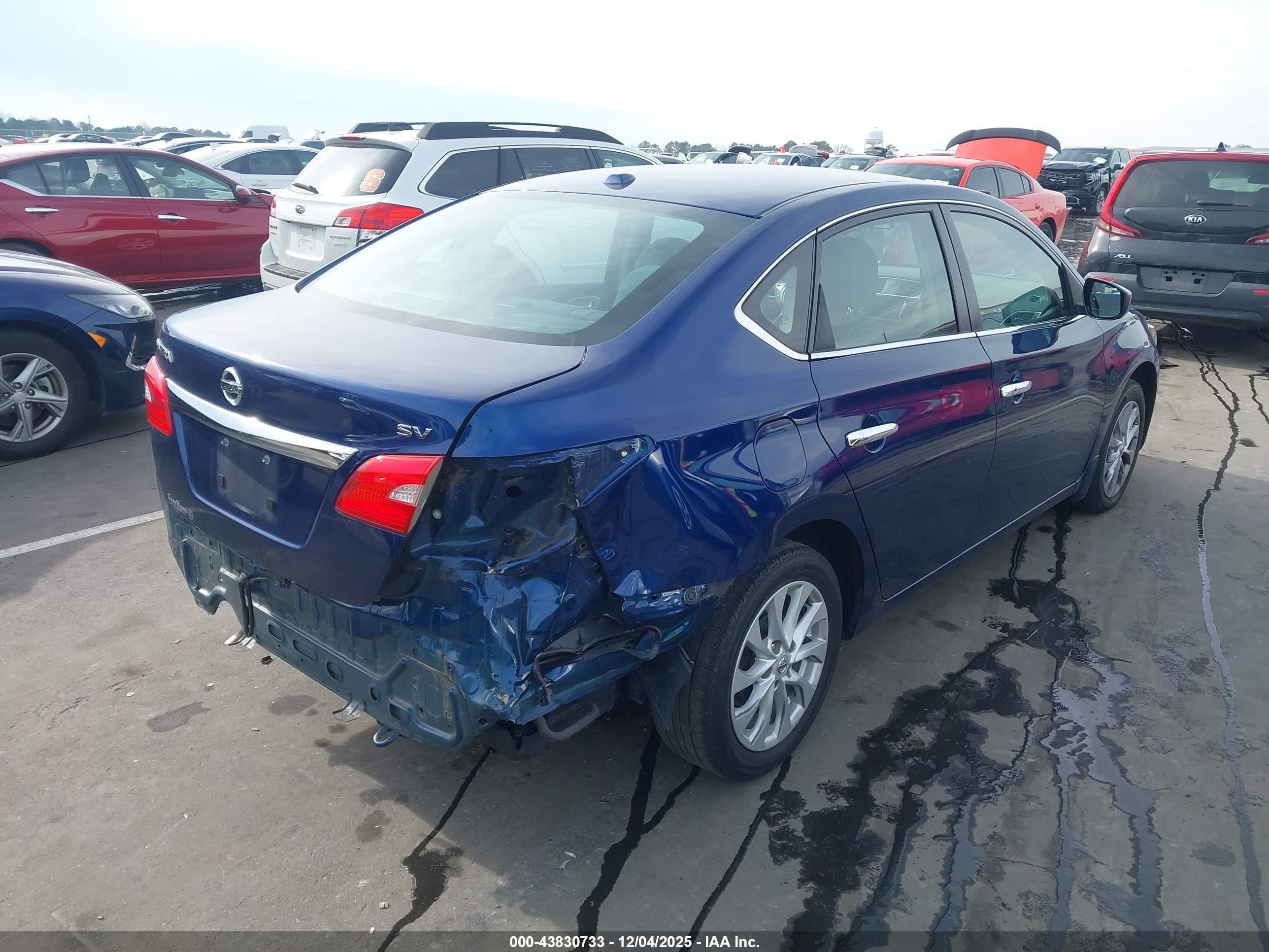 NISSAN SENTRA image 4