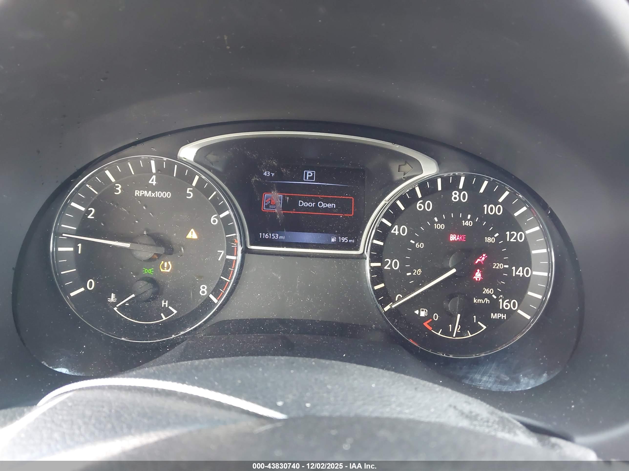 NISSAN ALTIMA image 7