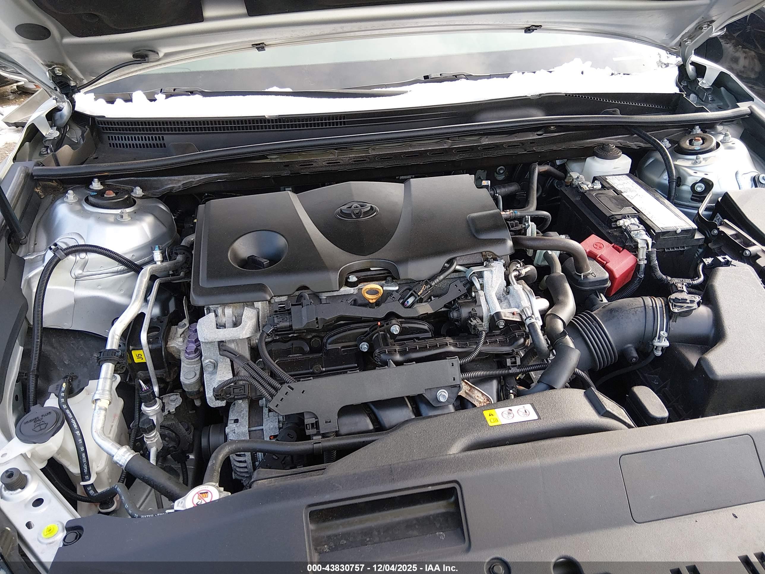 TOYOTA CAMRY image 10