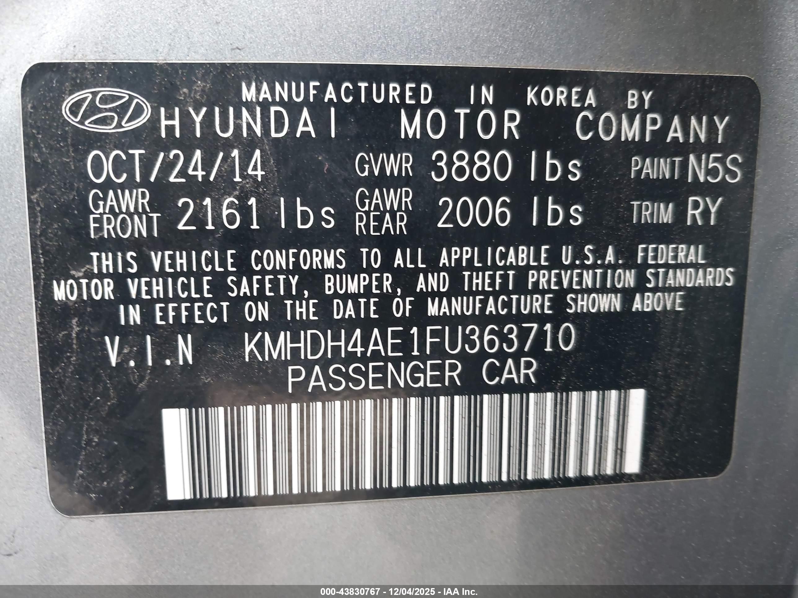 HYUNDAI ELANTRA image 9