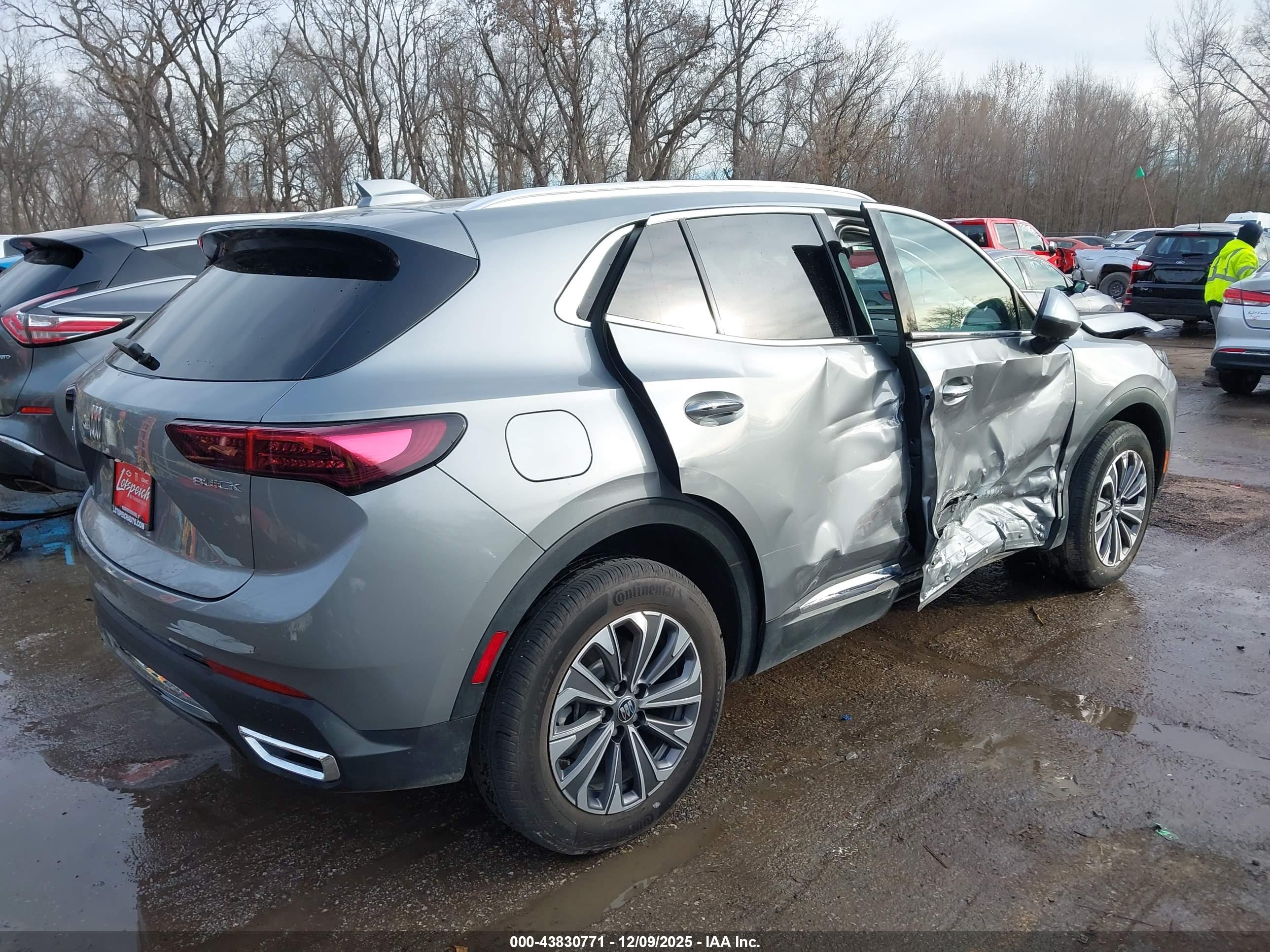 BUICK ENVISION image 4