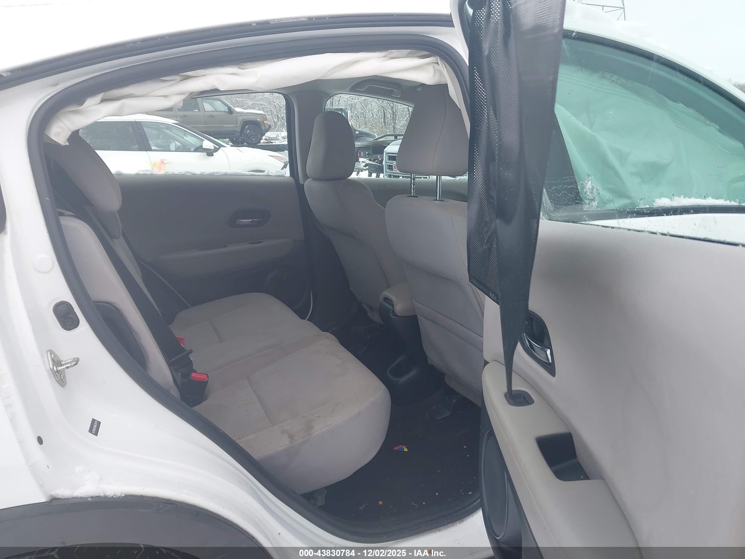 HONDA HR-V image 8