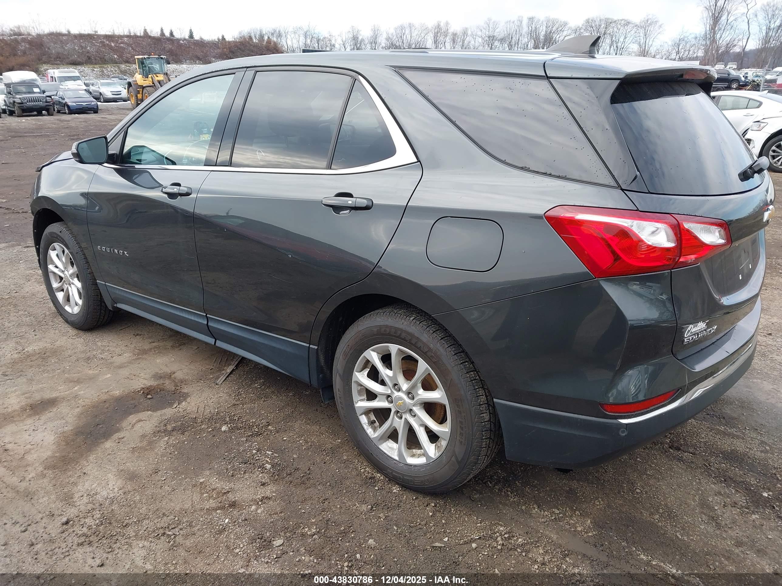 CHEVROLET EQUINOX image 3