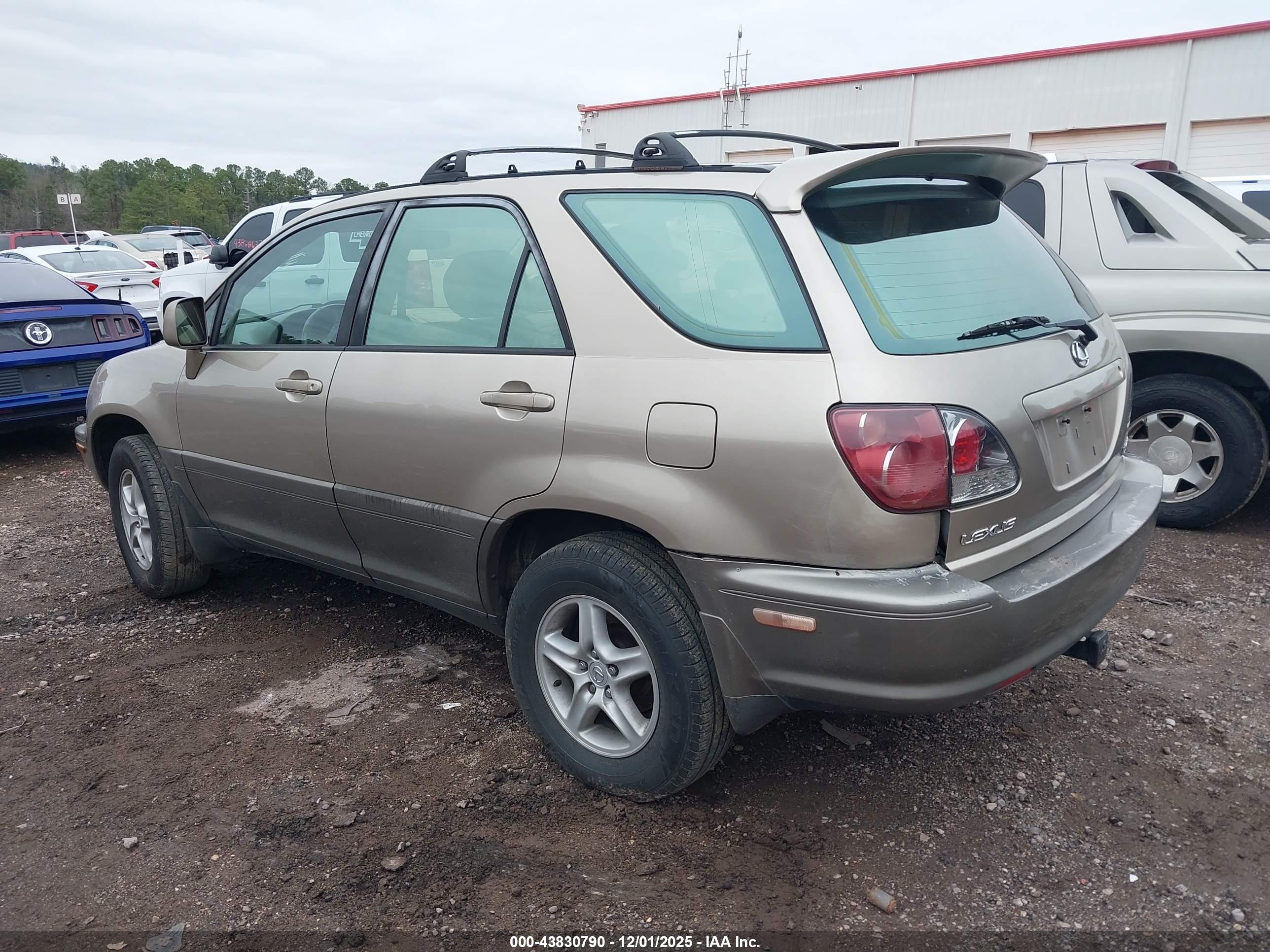 LEXUS RX image 3
