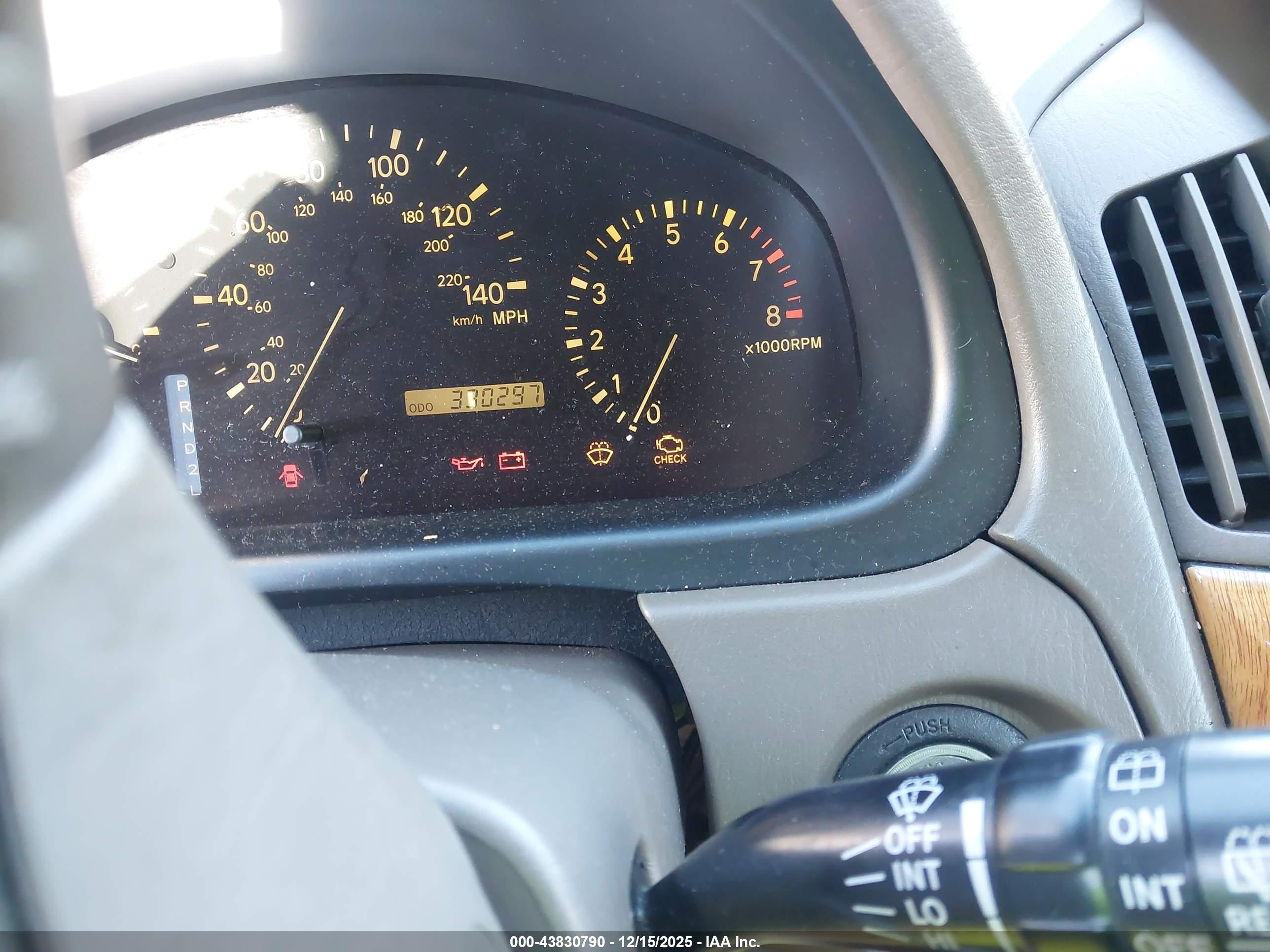 LEXUS RX image 7