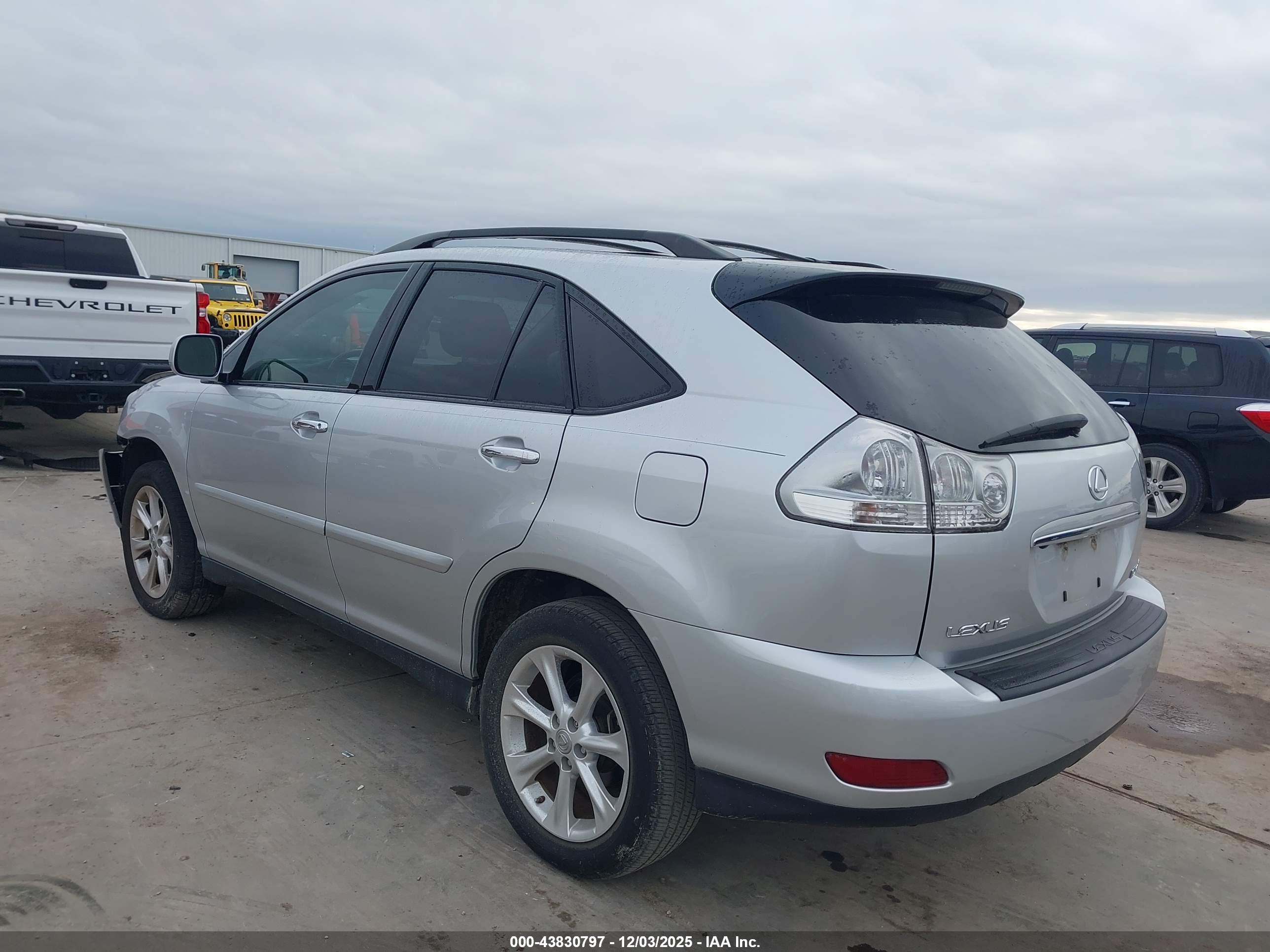 LEXUS RX image 3