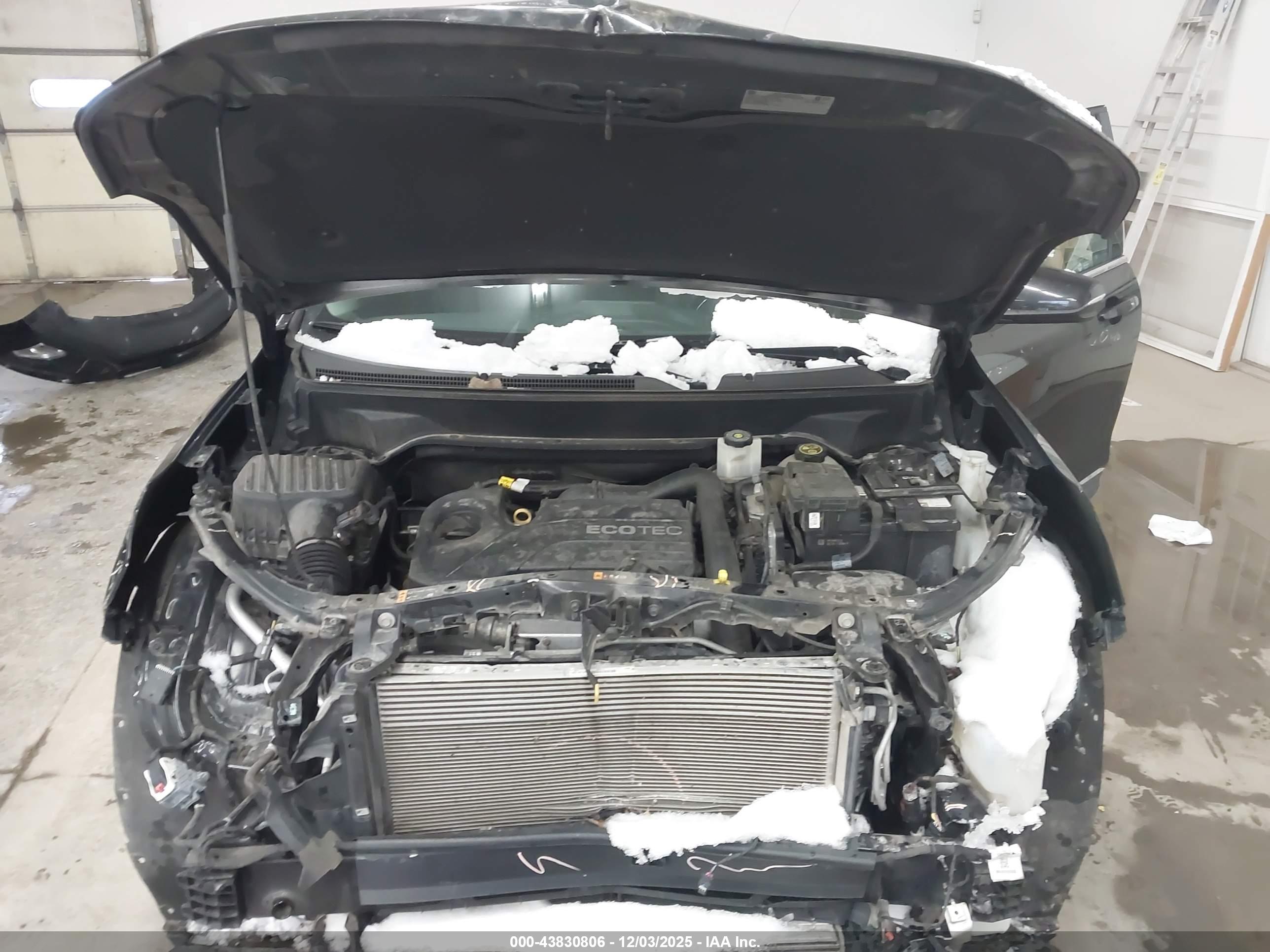 CHEVROLET EQUINOX image 10
